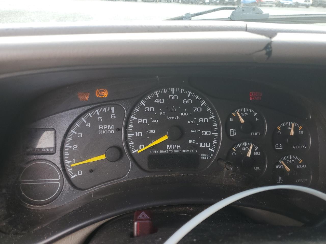 2001 Gmc Yukon Xl C1500 White vin: 3GKEC16T11G160586