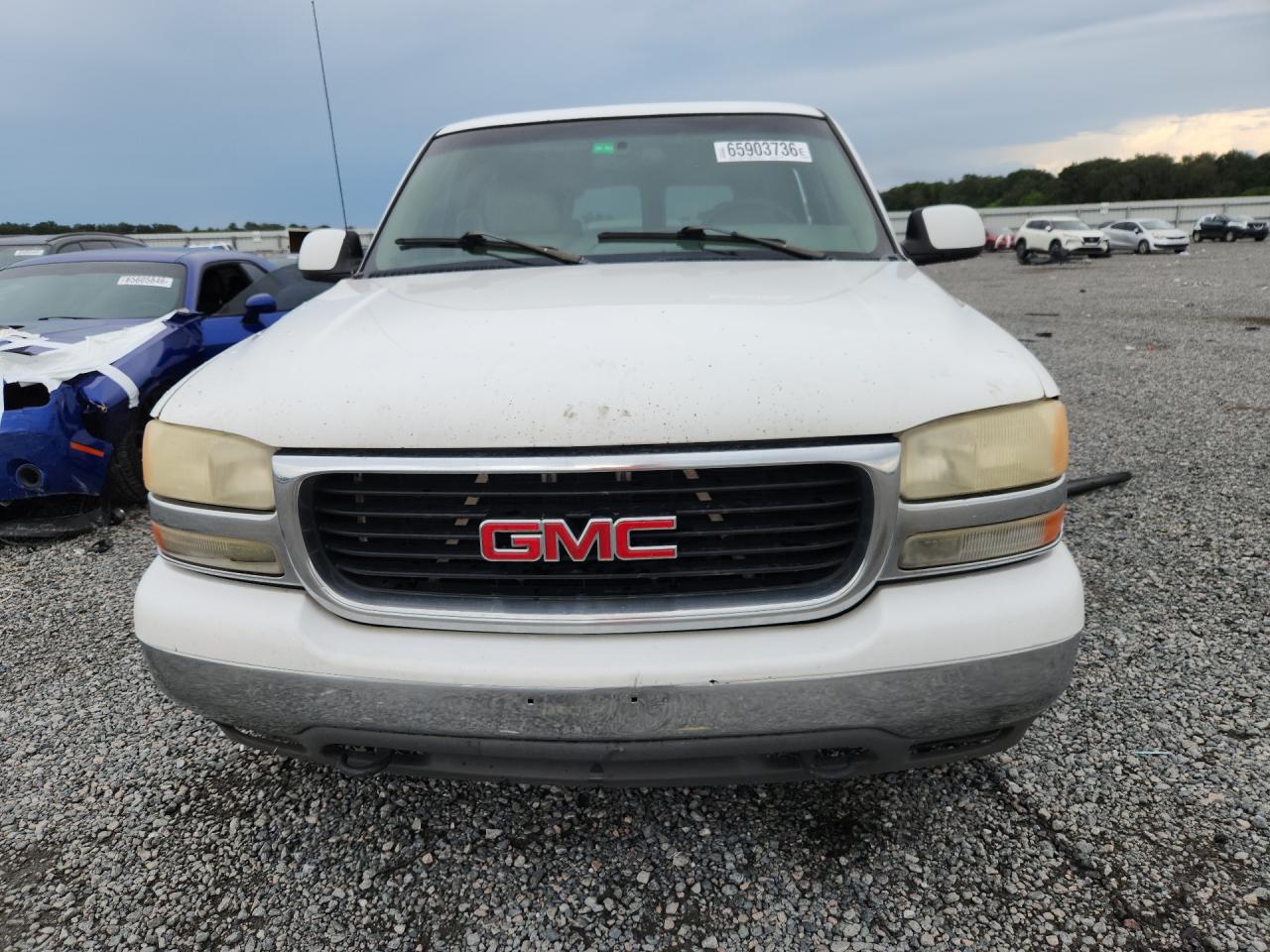 2001 Gmc Yukon Xl C1500 White vin: 3GKEC16T11G160586