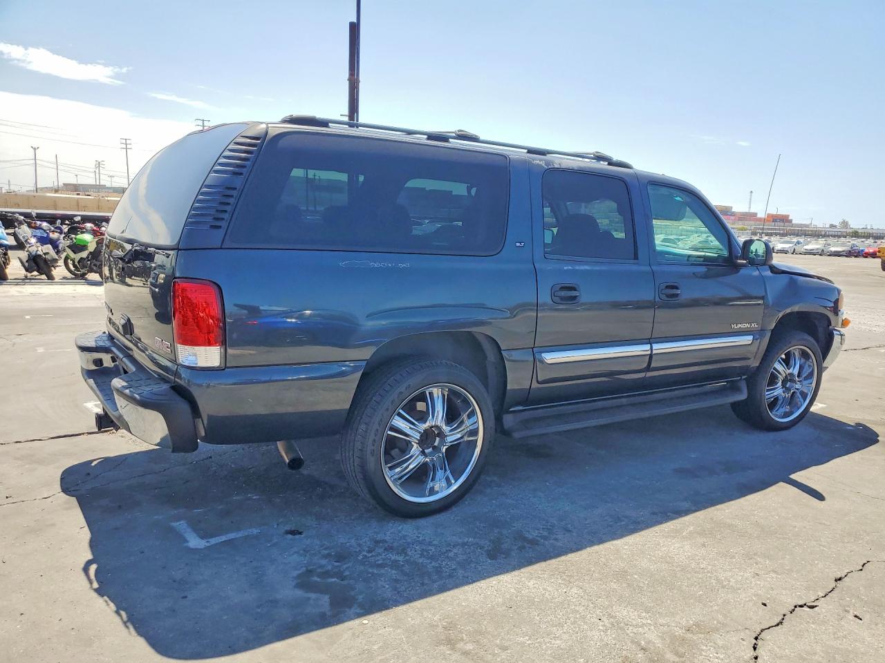 2004 Gmc Yukon Xl C1500 Серый vin: 3GKEC16T14G142495