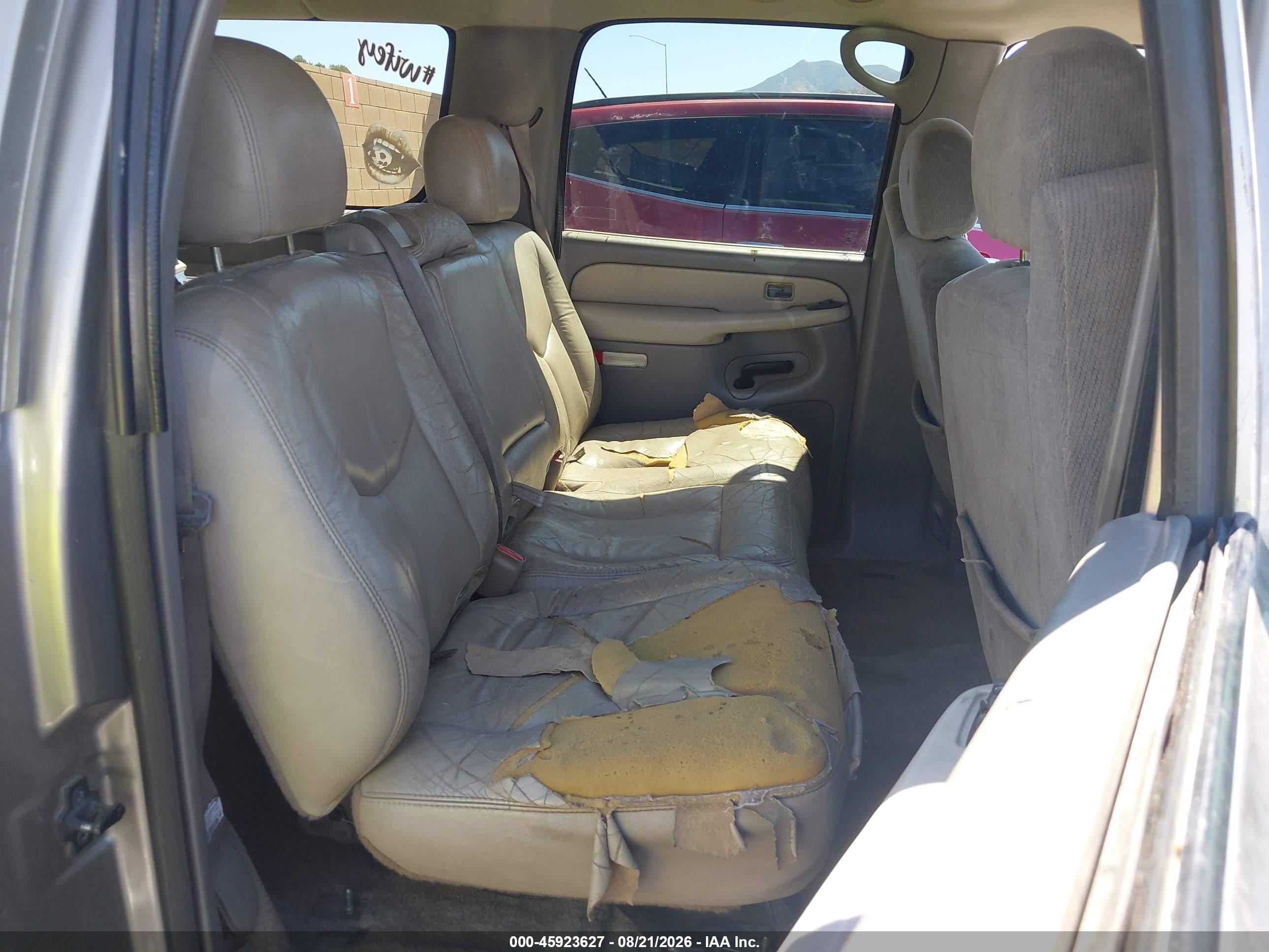 2000 Gmc Yukon Xl 1500 Sle Желто-коричневый vin: 3GKEC16T2YG142303