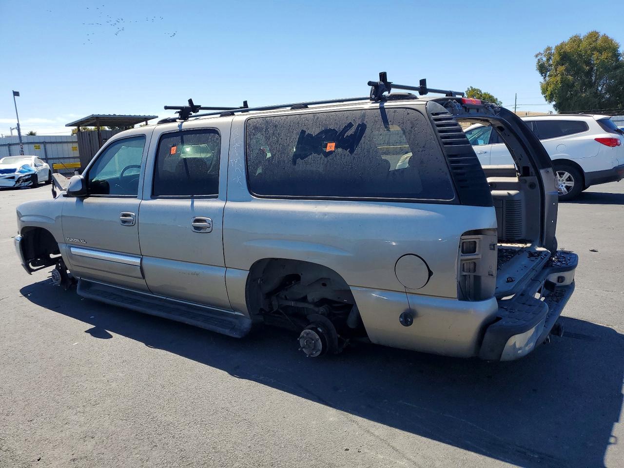 2003 Gmc Yukon Xl C1500 Silver vin: 3GKEC16T53G295251