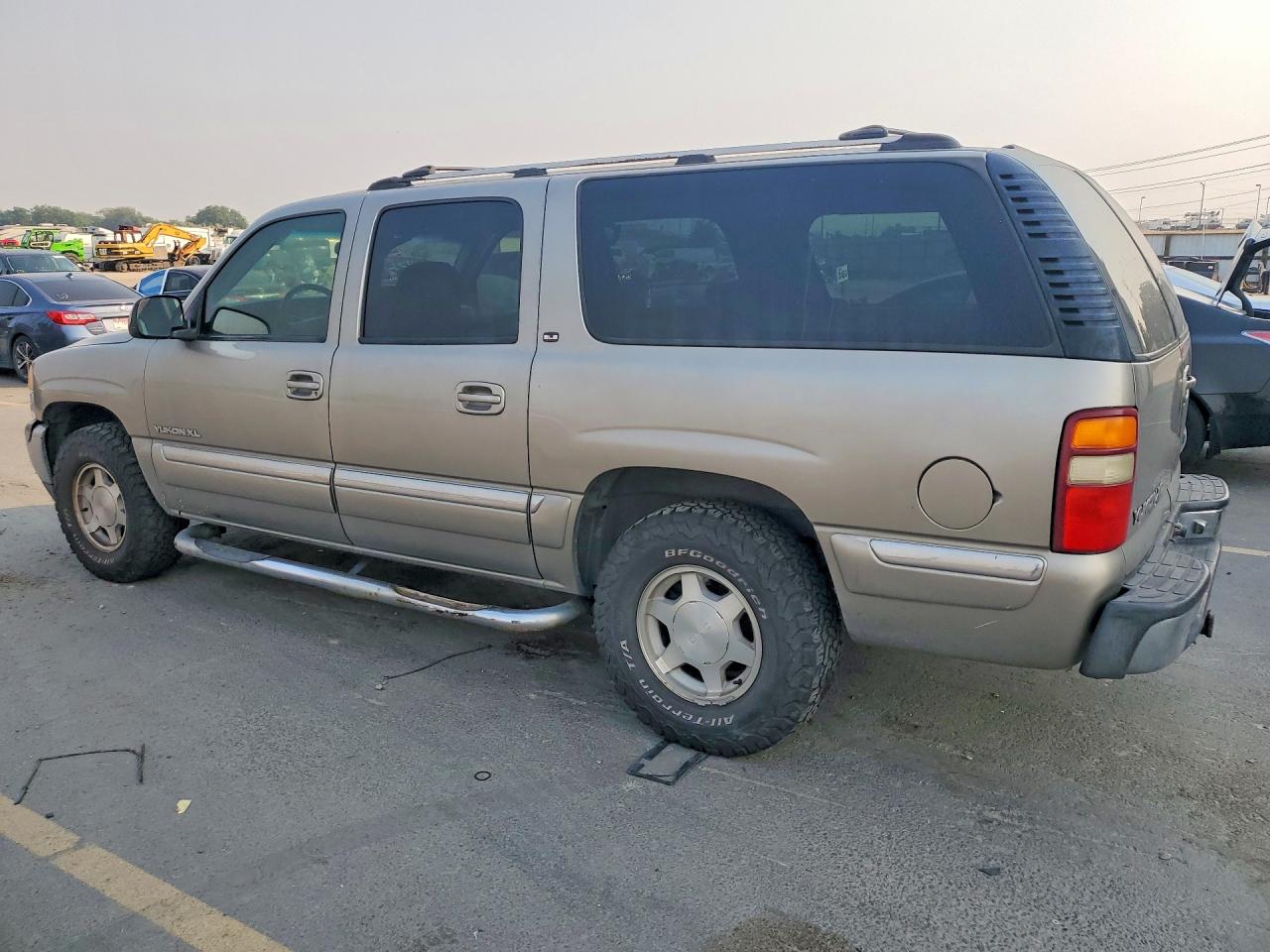 2001 Gmc Yukon Xl C1500 Gold vin: 3GKEC16T91G101916