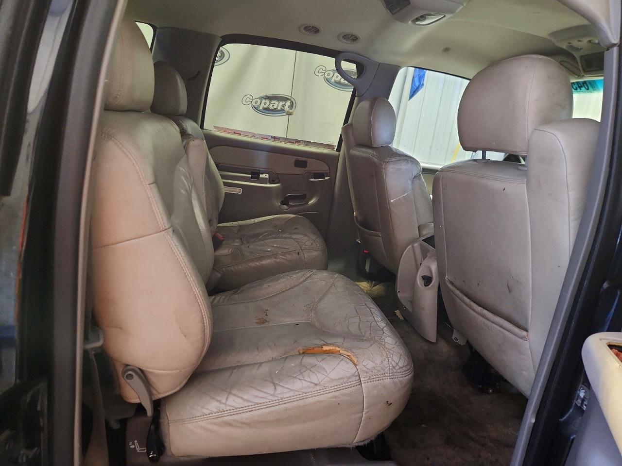 2002 Gmc Yukon Xl C1500 Black vin: 3GKEC16Z02G318924