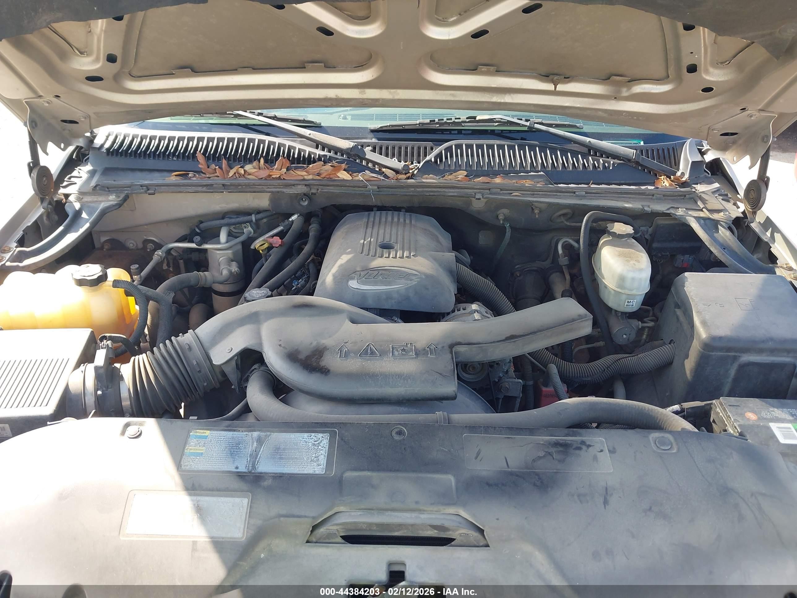2004 Gmc Yukon Xl 1500 Sle Серебряный vin: 3GKEC16Z14G198263