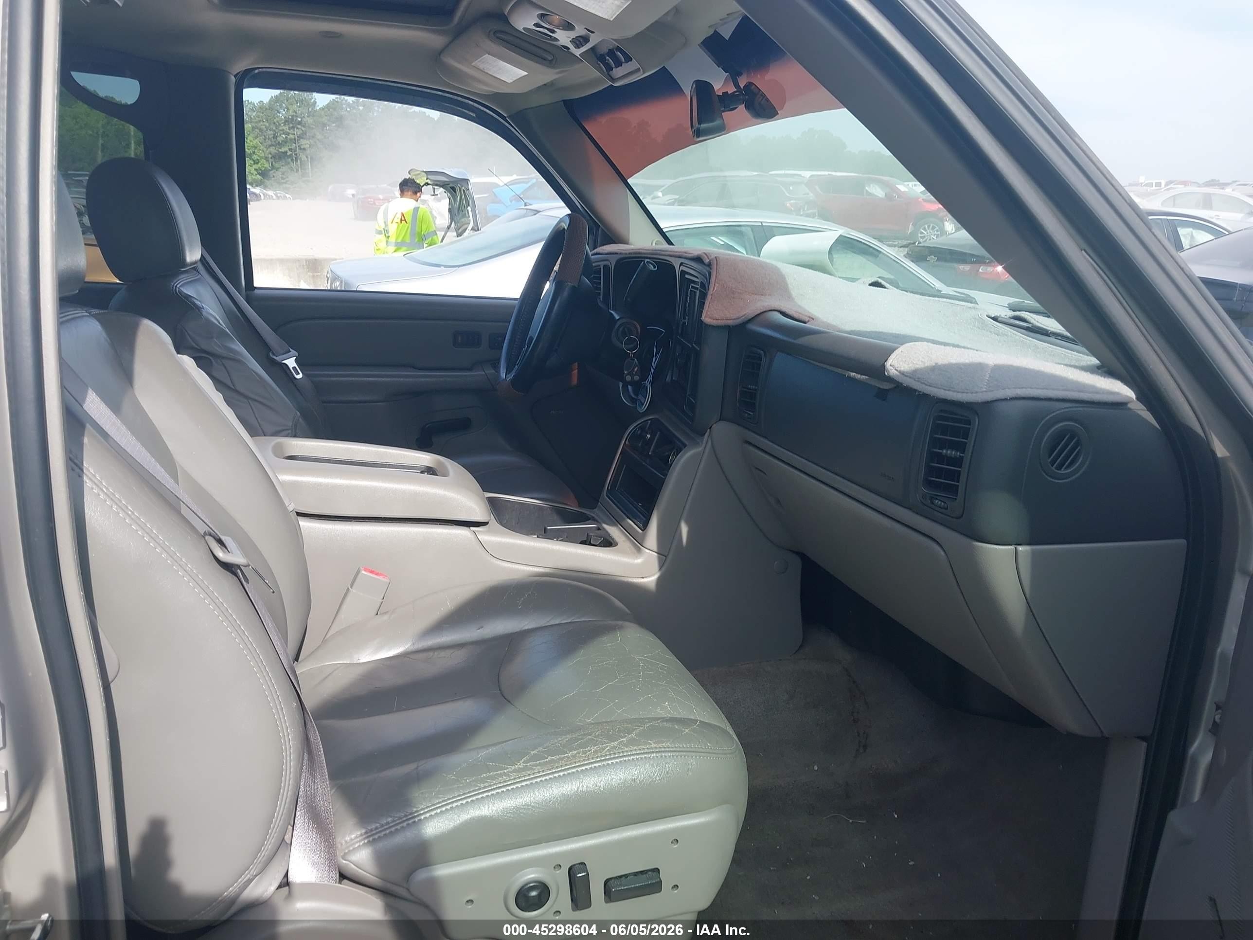 2005 Gmc Yukon Xl 1500 Slt Silver vin: 3GKEC16Z15G256972