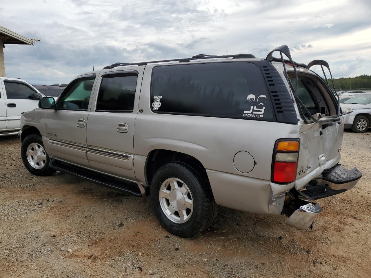 2004 Gmc Yukon Xl C1500 Gold vin: 3GKEC16Z34G241808