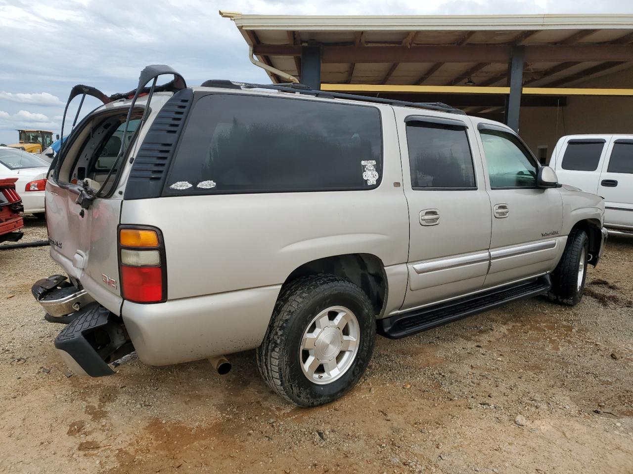 2004 Gmc Yukon Xl C1500 Gold vin: 3GKEC16Z34G241808