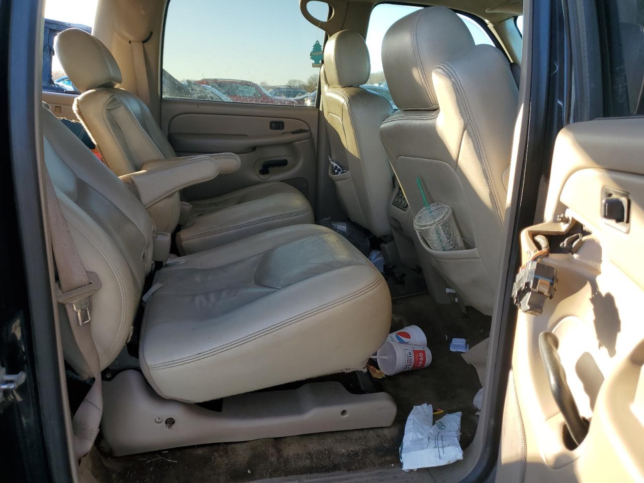 2004 Gmc Yukon Xl C1500 Black vin: 3GKEC16Z34G260181