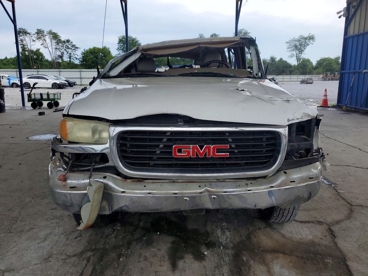 2003 Gmc Yukon Xl C1500 White vin: 3GKEC16Z43G160928