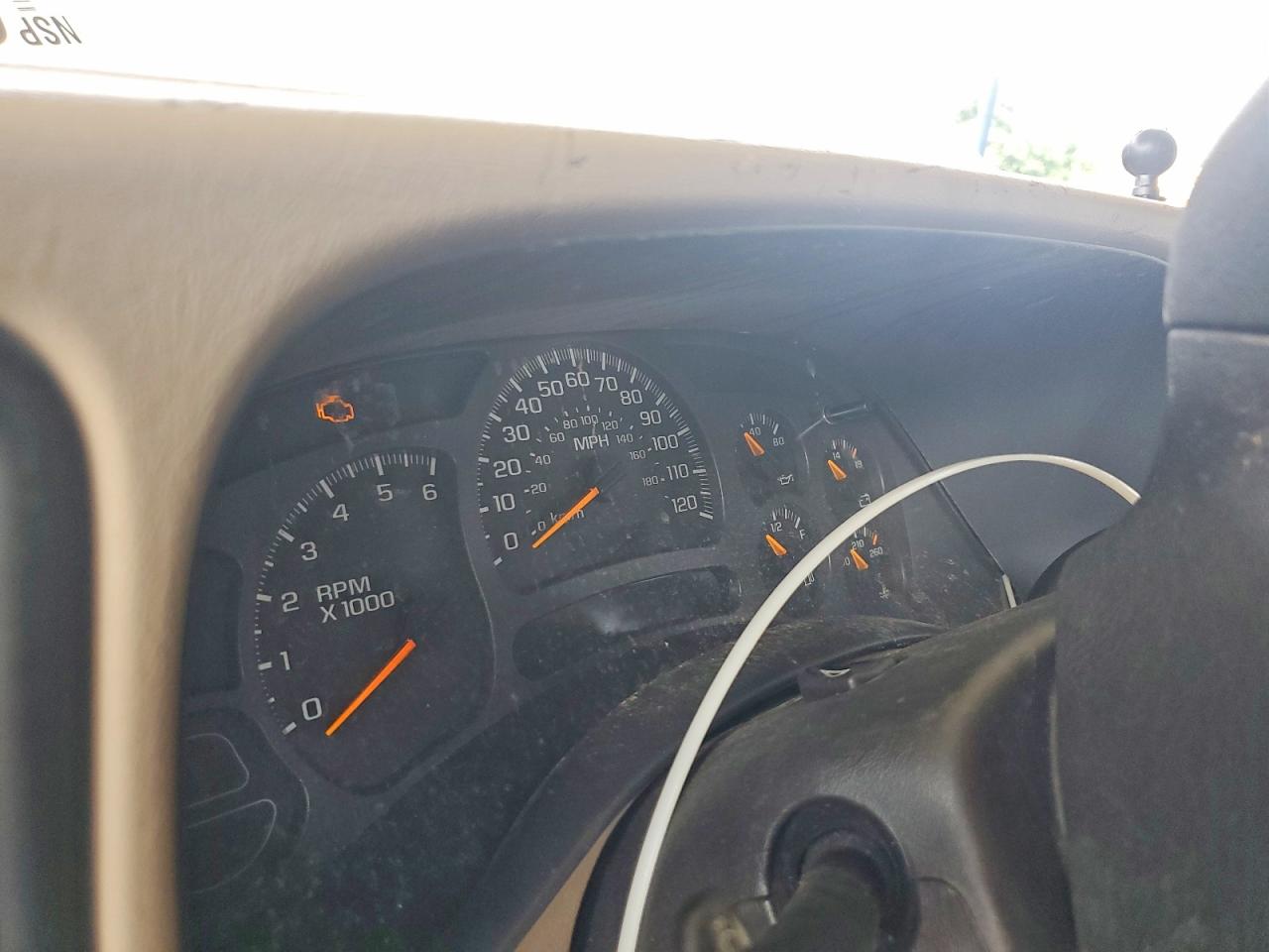 2003 Gmc Yukon Xl C1500 White vin: 3GKEC16Z43G160928