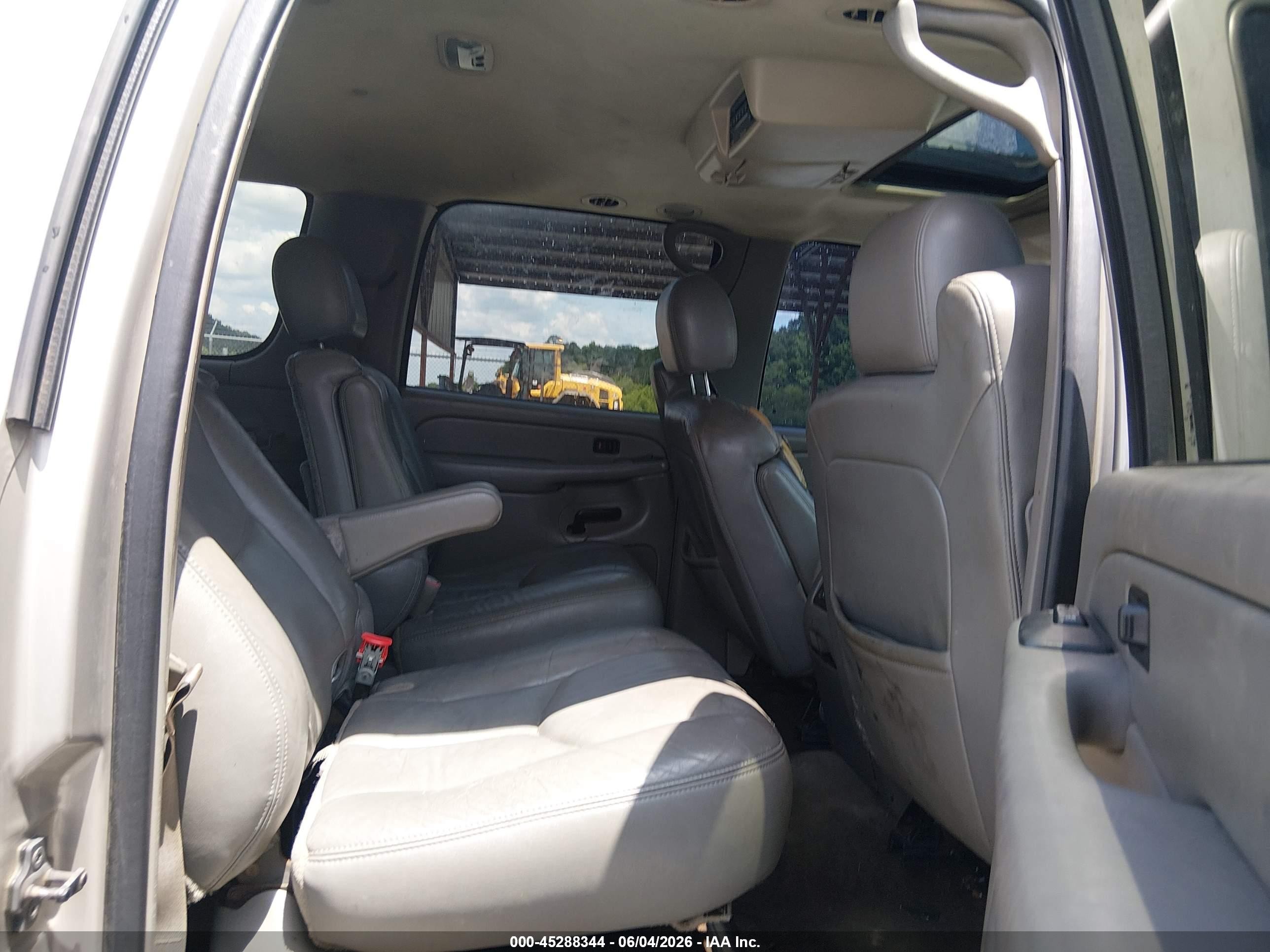 2004 Gmc Yukon Xl 1500 Slt Tan vin: 3GKEC16Z44G134850