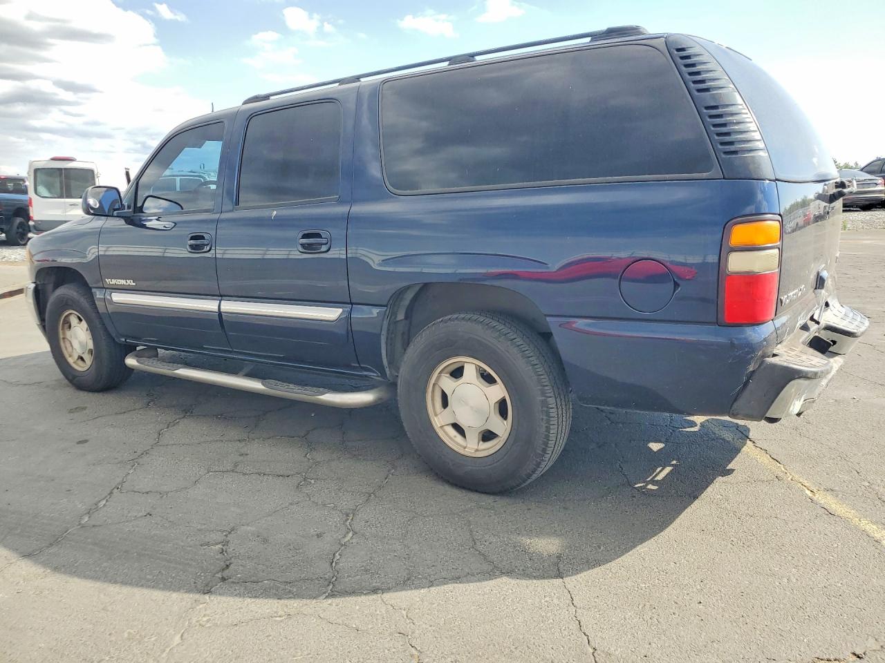 2005 Gmc Yukon Xl C1500 Blue vin: 3GKEC16Z55G191298