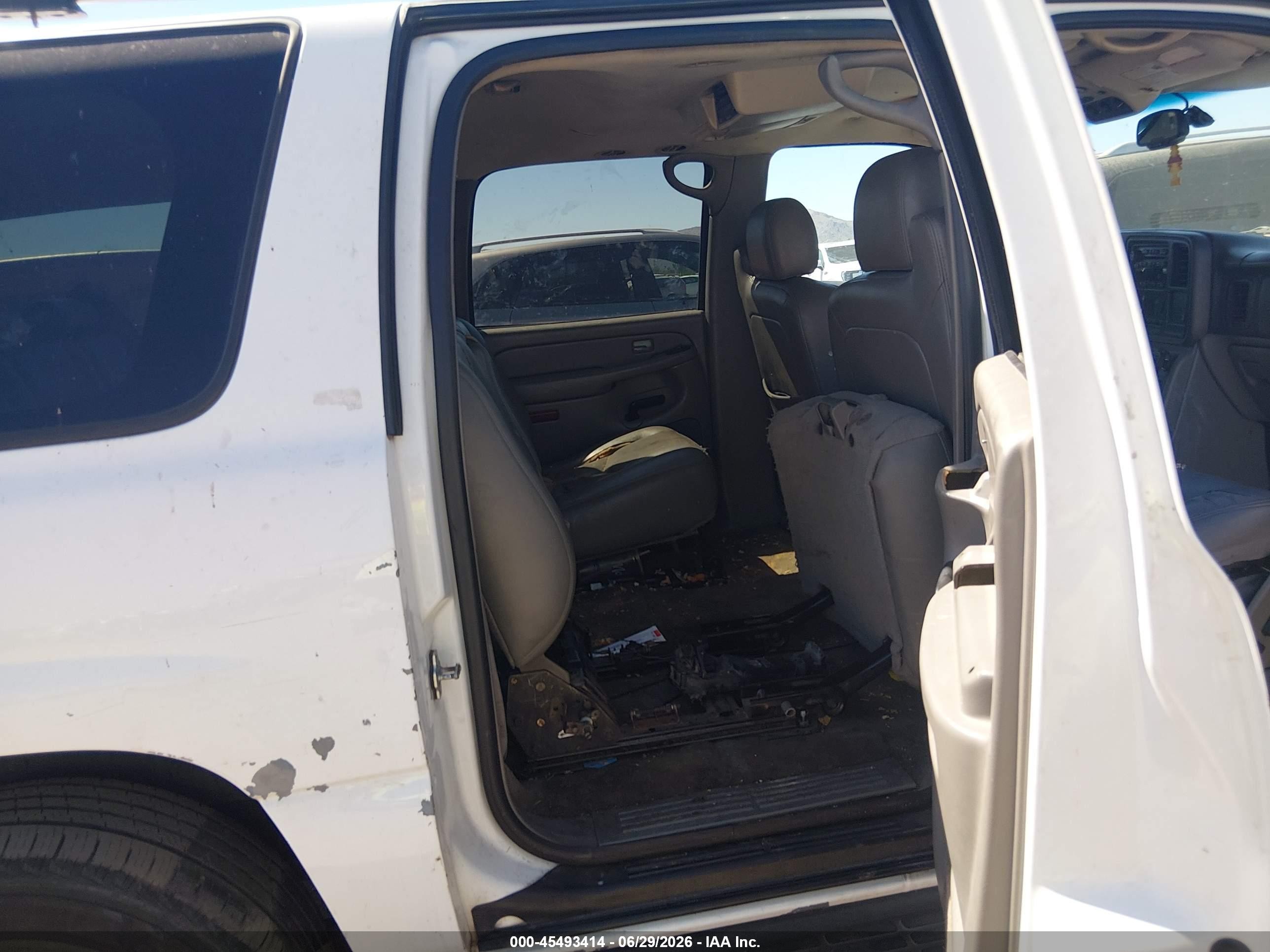 2005 Gmc Yukon Xl 1500 Slt White vin: 3GKEC16Z75G101956