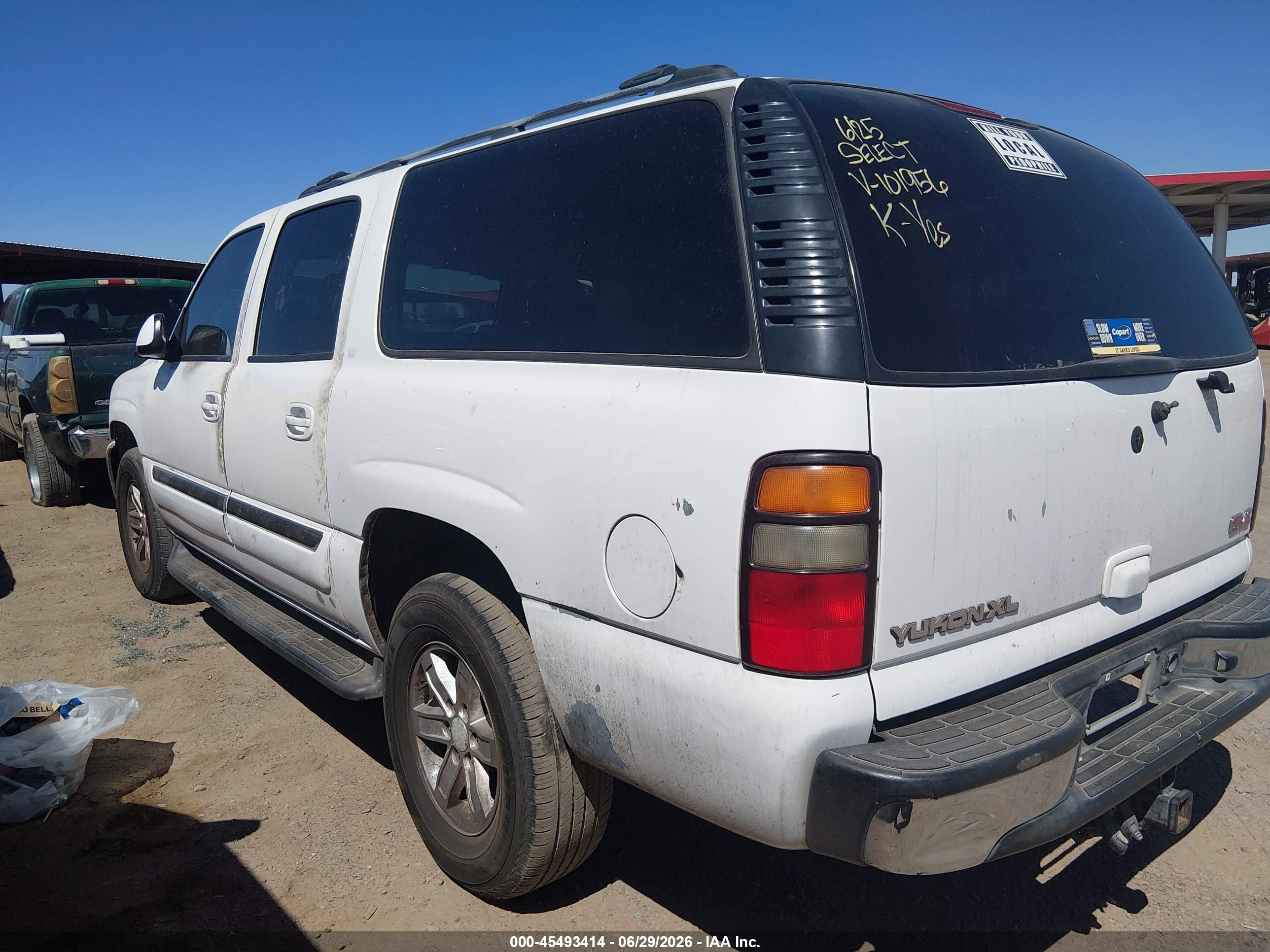 2005 Gmc Yukon Xl 1500 Slt White vin: 3GKEC16Z75G101956