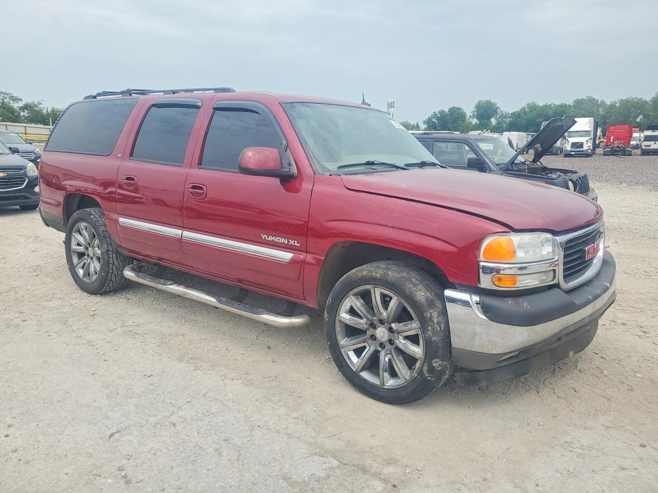 2005 Gmc Yukon Xl C1500 Red vin: 3GKEC16Z75G253834
