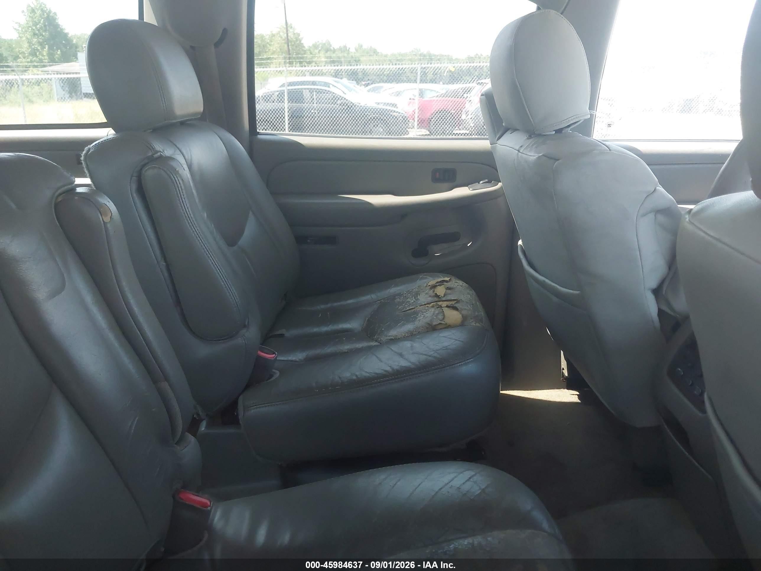 2004 Gmc Yukon Xl 1500 Slt Beige vin: 3GKEC16Z84G242694