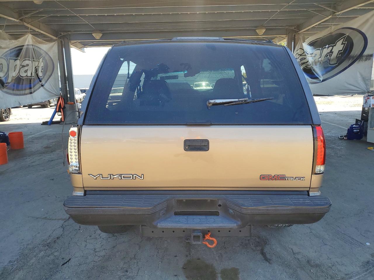 1996 Gmc Yukon Tan vin: 3GKEC18R9TG513175