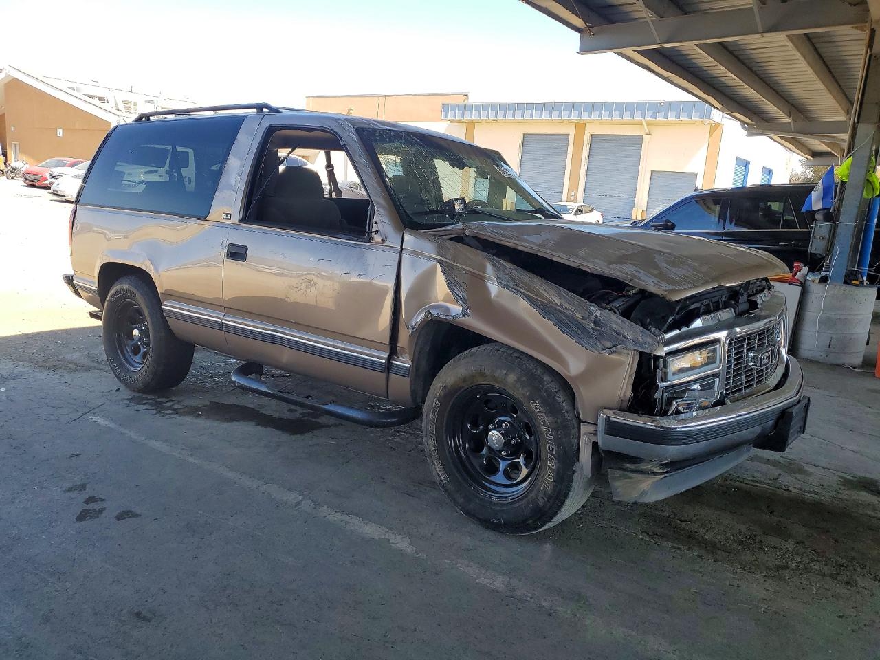 1996 Gmc Yukon Tan vin: 3GKEC18R9TG513175