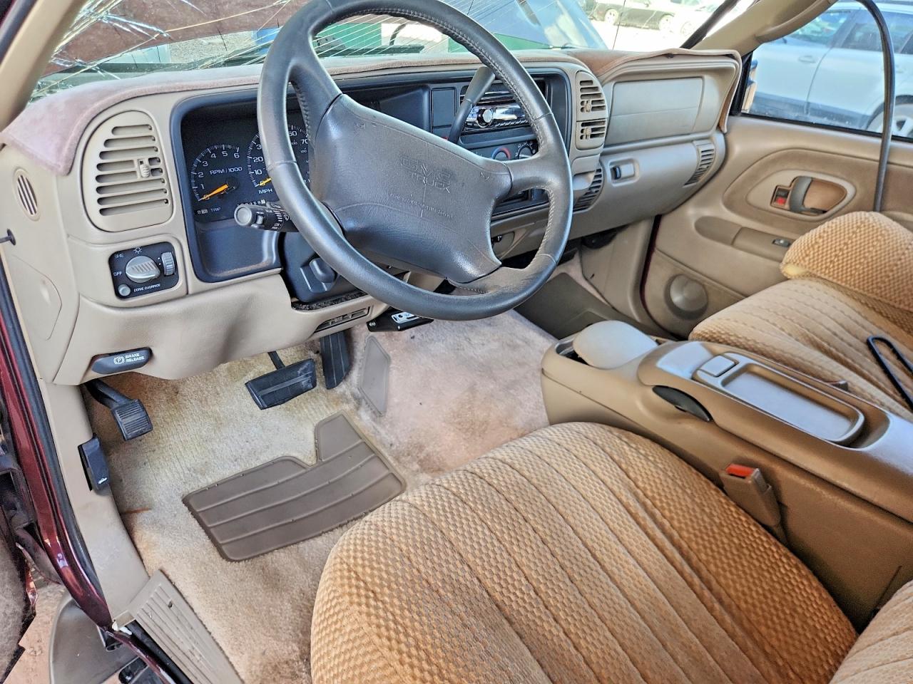 1997 Gmc Suburban Burgundy vin: 3GKFK16R0VG525681