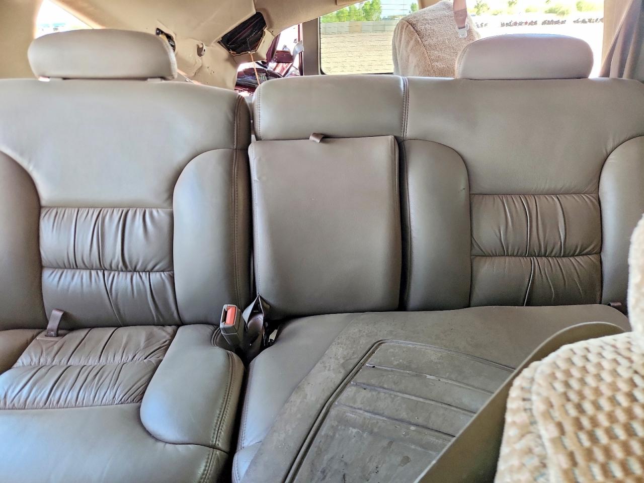 1997 Gmc Suburban Burgundy vin: 3GKFK16R0VG525681
