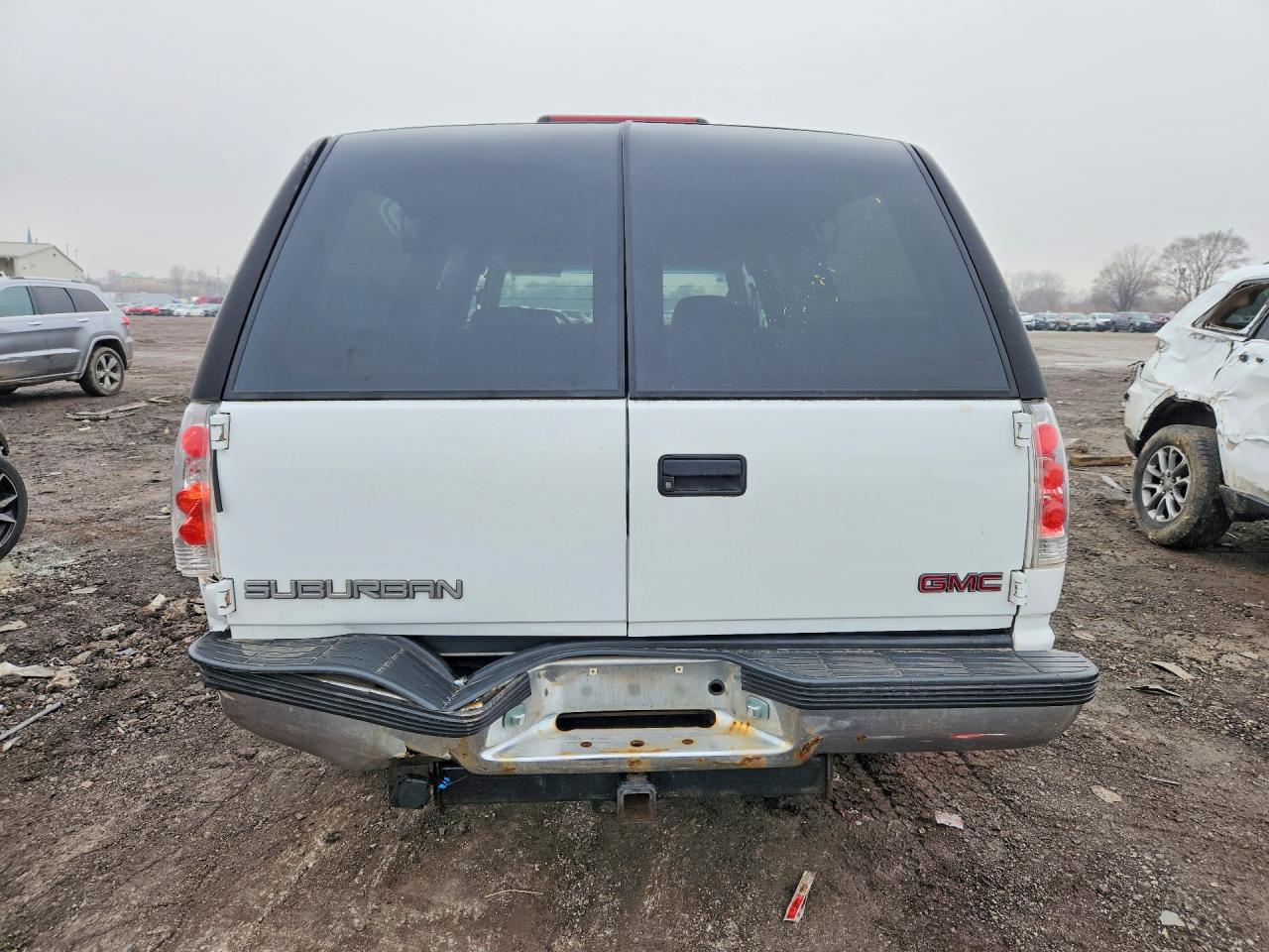 1998 Gmc Suburban K1500 White vin: 3GKFK16R0WG511264