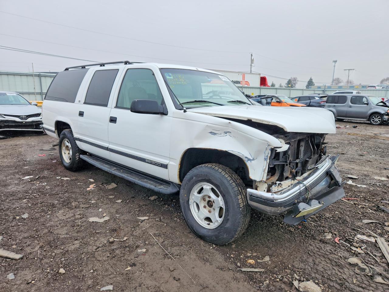 1998 Gmc Suburban K1500 White vin: 3GKFK16R0WG511264