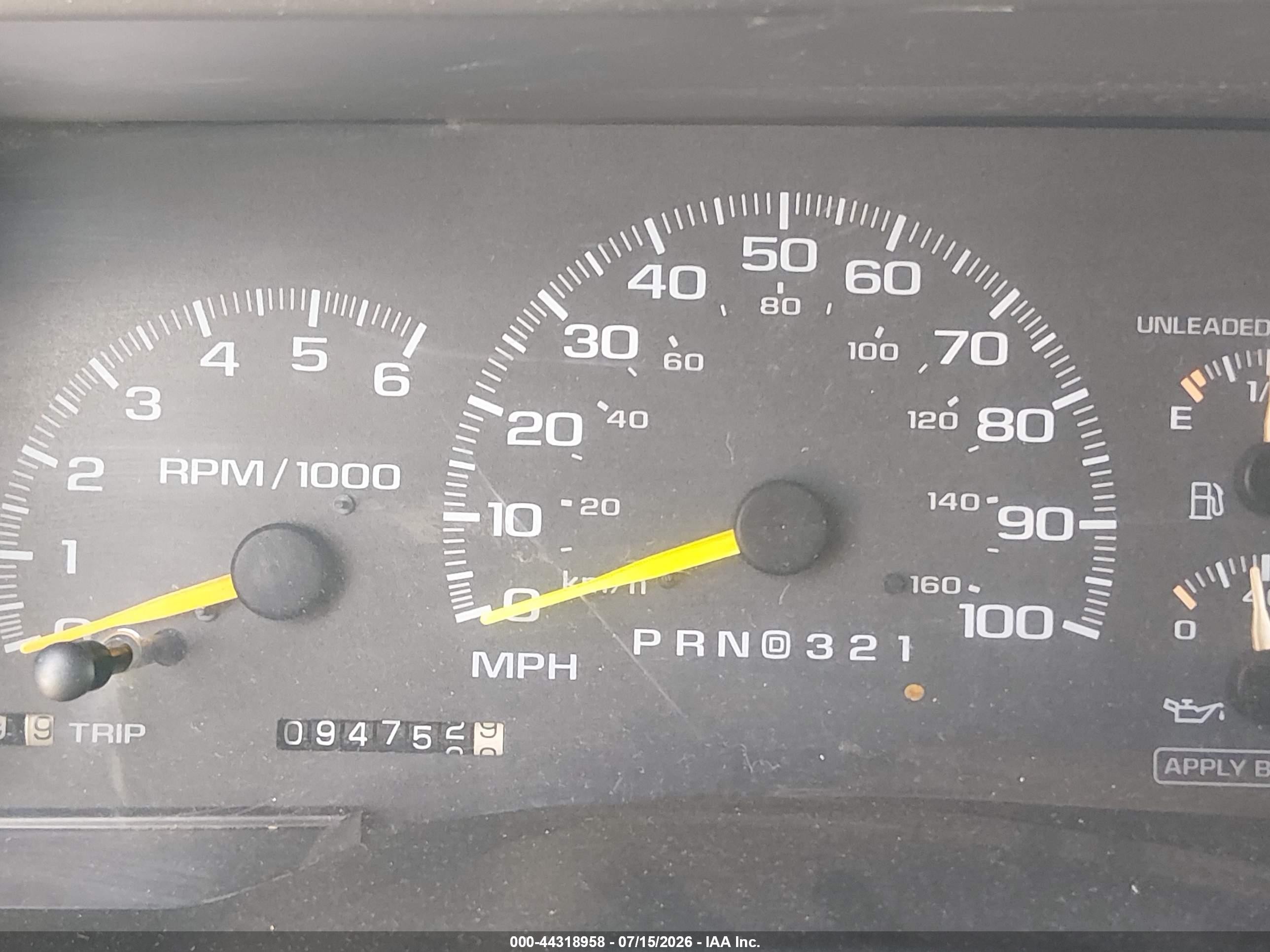 1999 Gmc Suburban 1500 Slt Cmi White vin: 3GKFK16R1XG523425