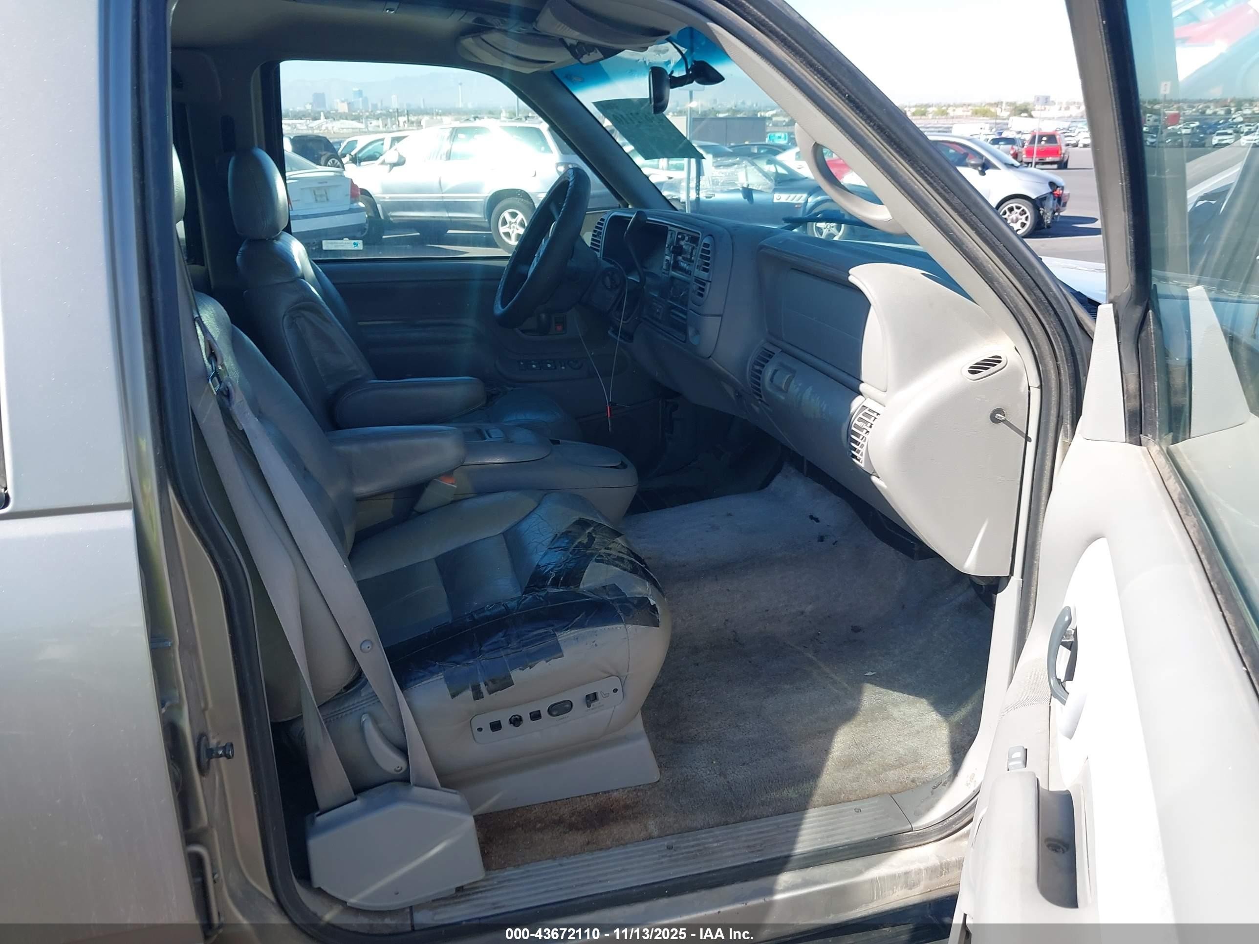 1998 Gmc Suburban 1500 Sl Gold vin: 3GKFK16R2WG514103