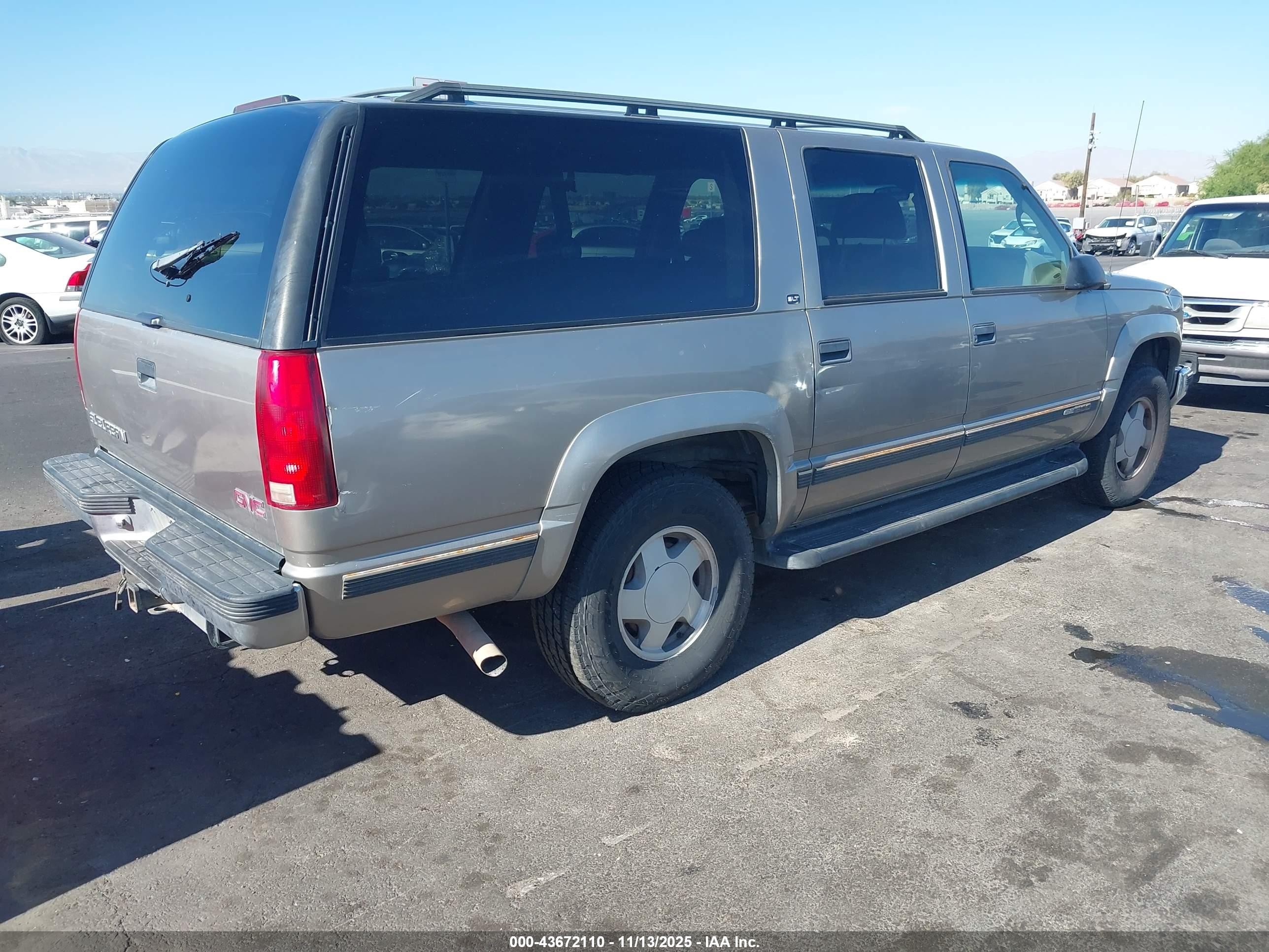 1998 Gmc Suburban 1500 Sl Gold vin: 3GKFK16R2WG514103