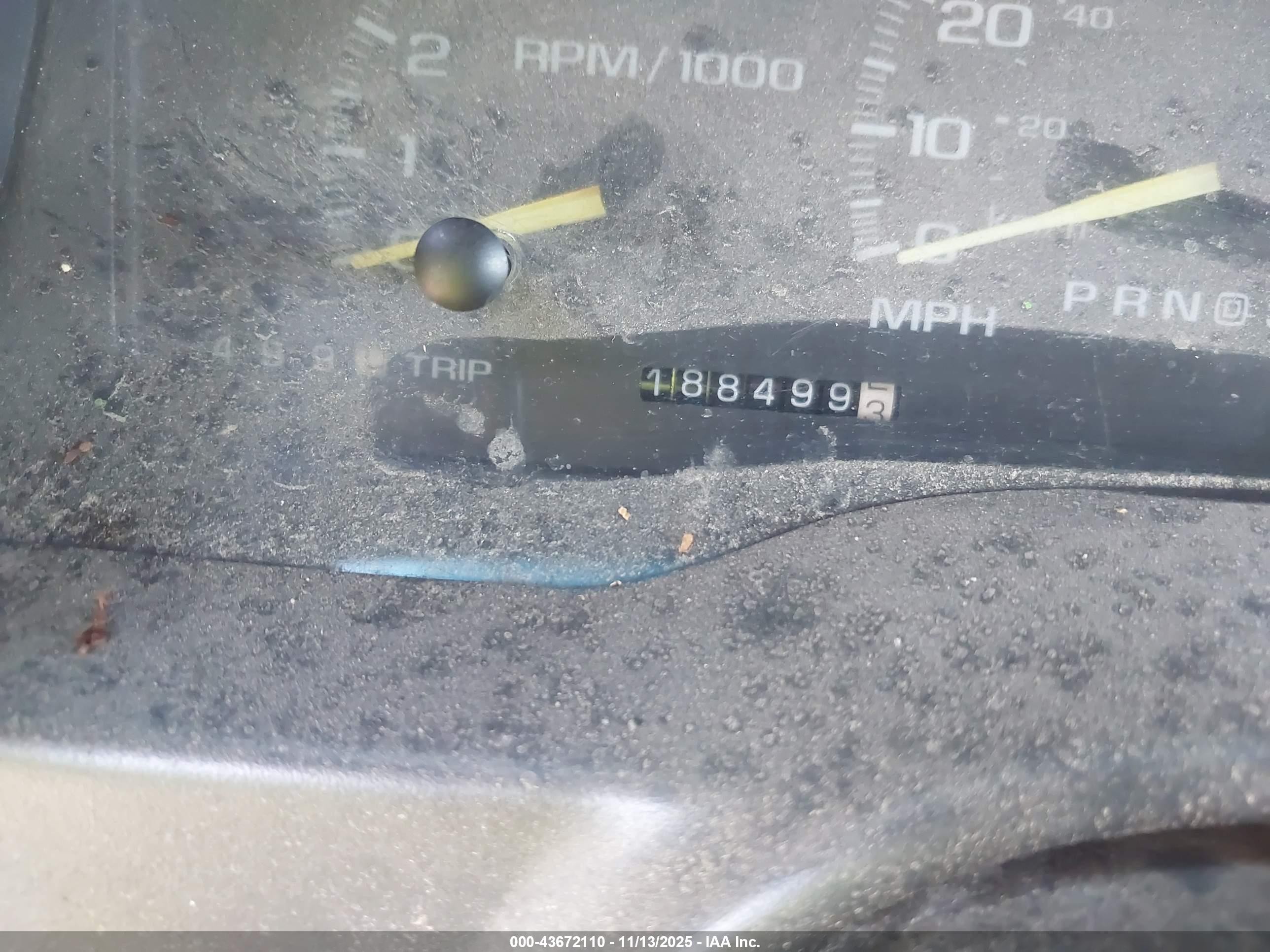 1998 Gmc Suburban 1500 Sl Gold vin: 3GKFK16R2WG514103