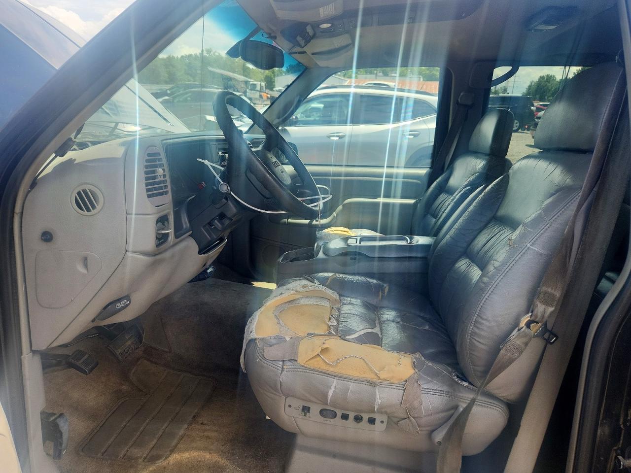 1999 Gmc Suburban K1500 Черный vin: 3GKFK16R3XG521627