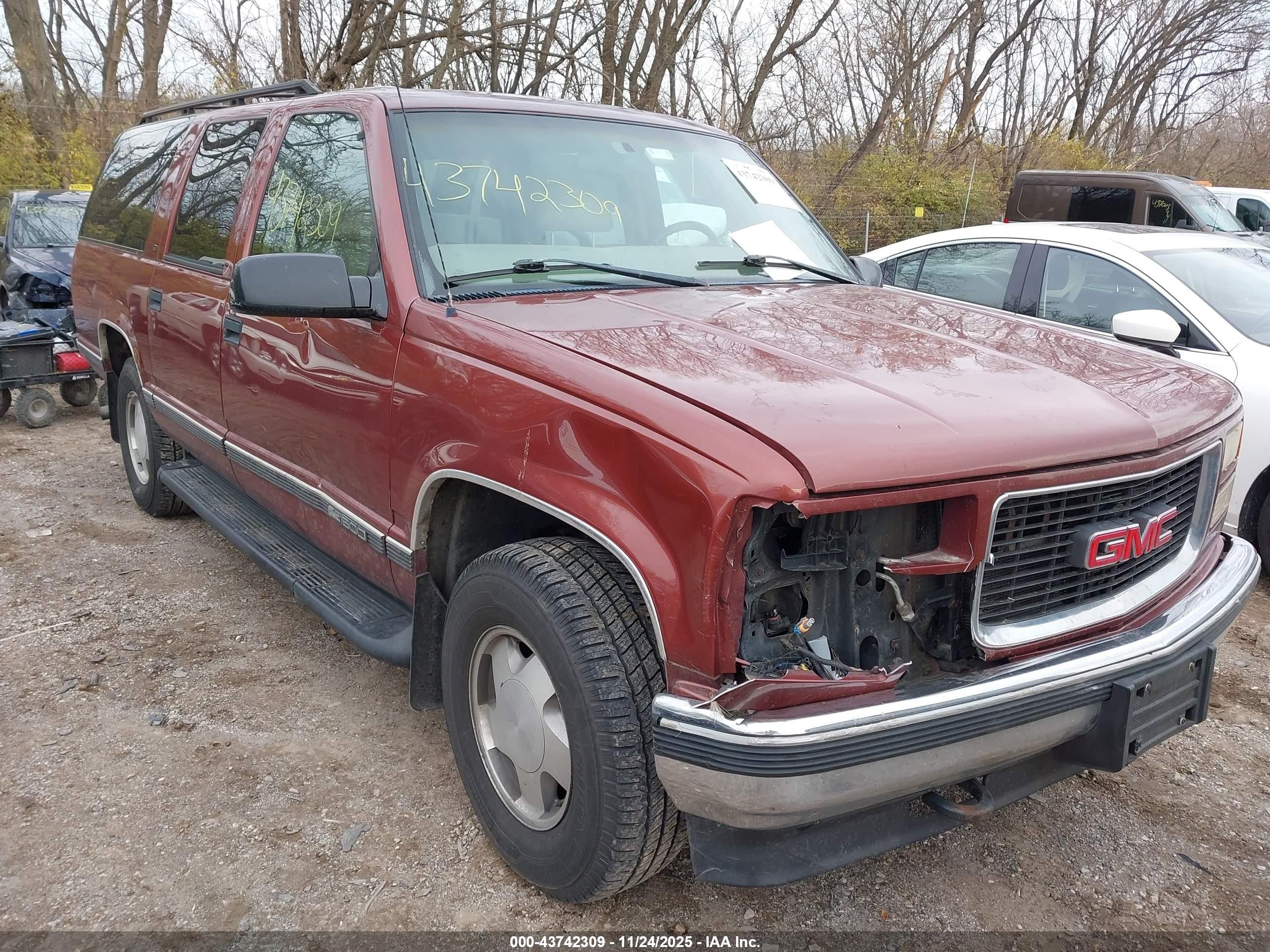 1998 Gmc Suburban 1500 Sl Burgundy vin: 3GKFK16R4WG510828