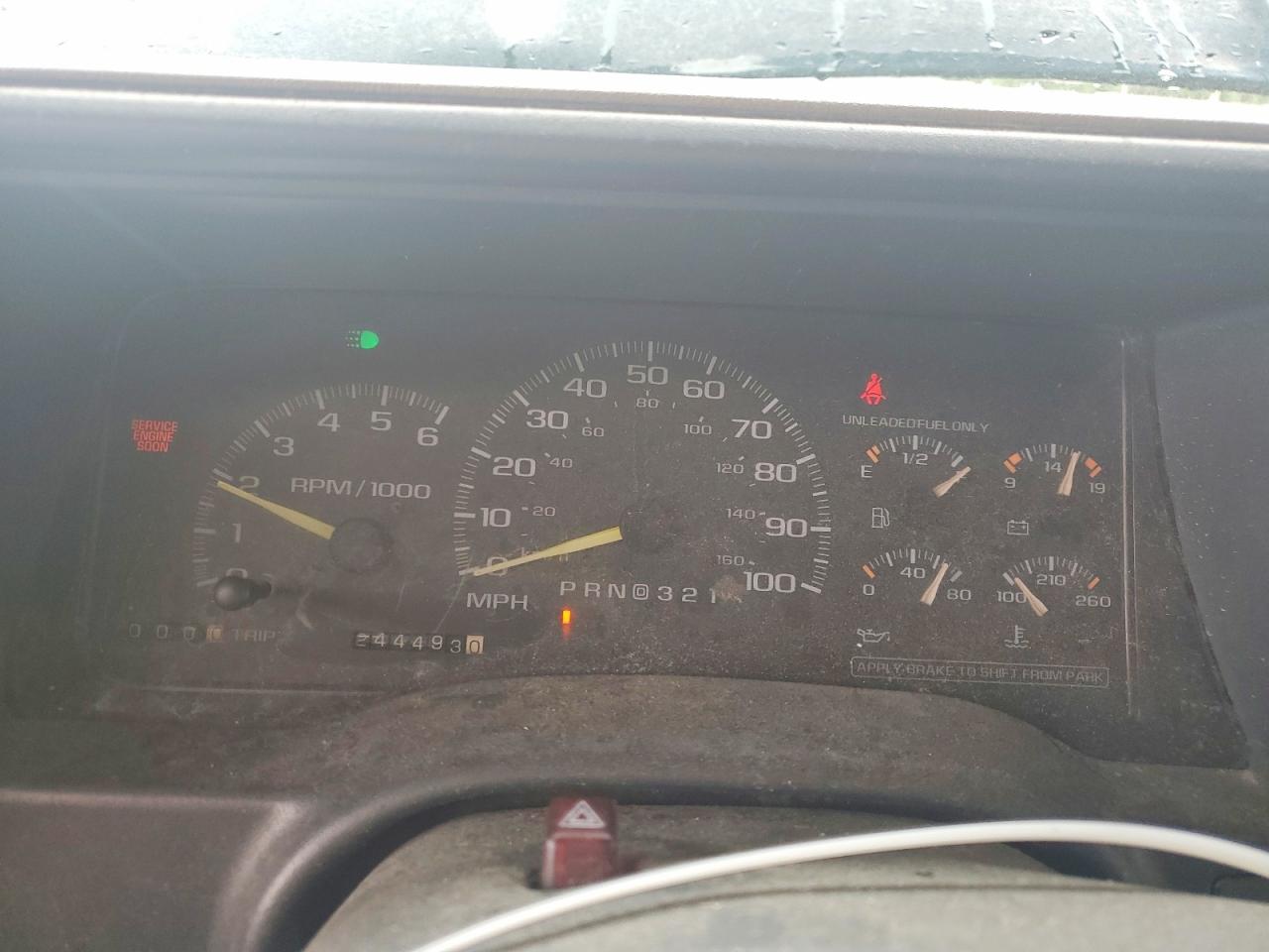 1997 Gmc Suburban K1500 Green vin: 3GKFK16R5VG515941