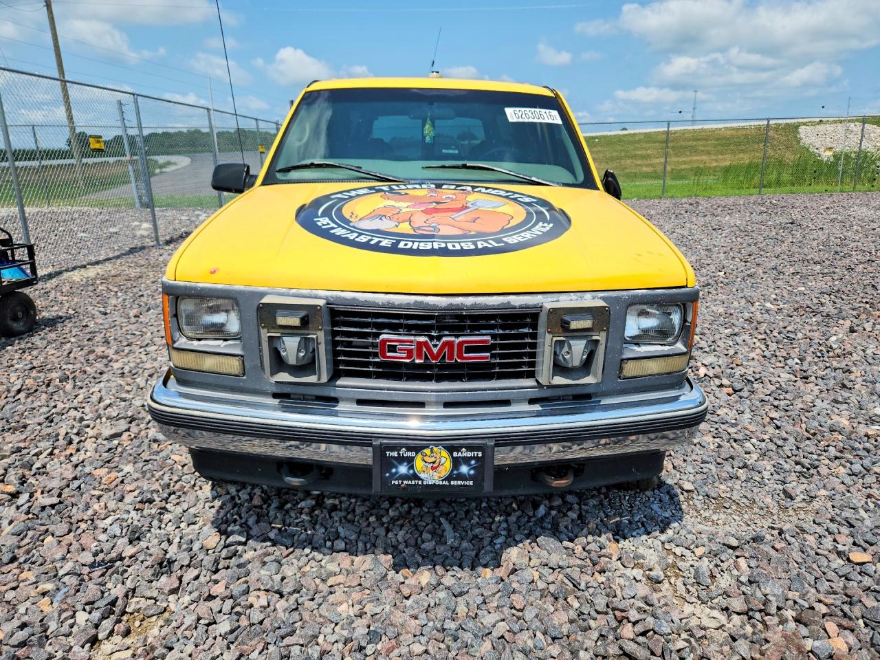 1997 Gmc Suburban K1500 Yellow vin: 3GKFK16RXVG520021