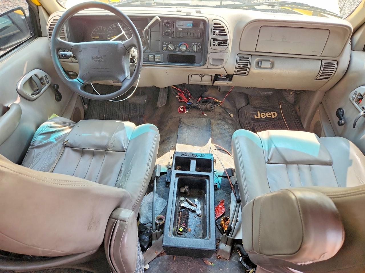 1997 Gmc Suburban K1500 Yellow vin: 3GKFK16RXVG520021