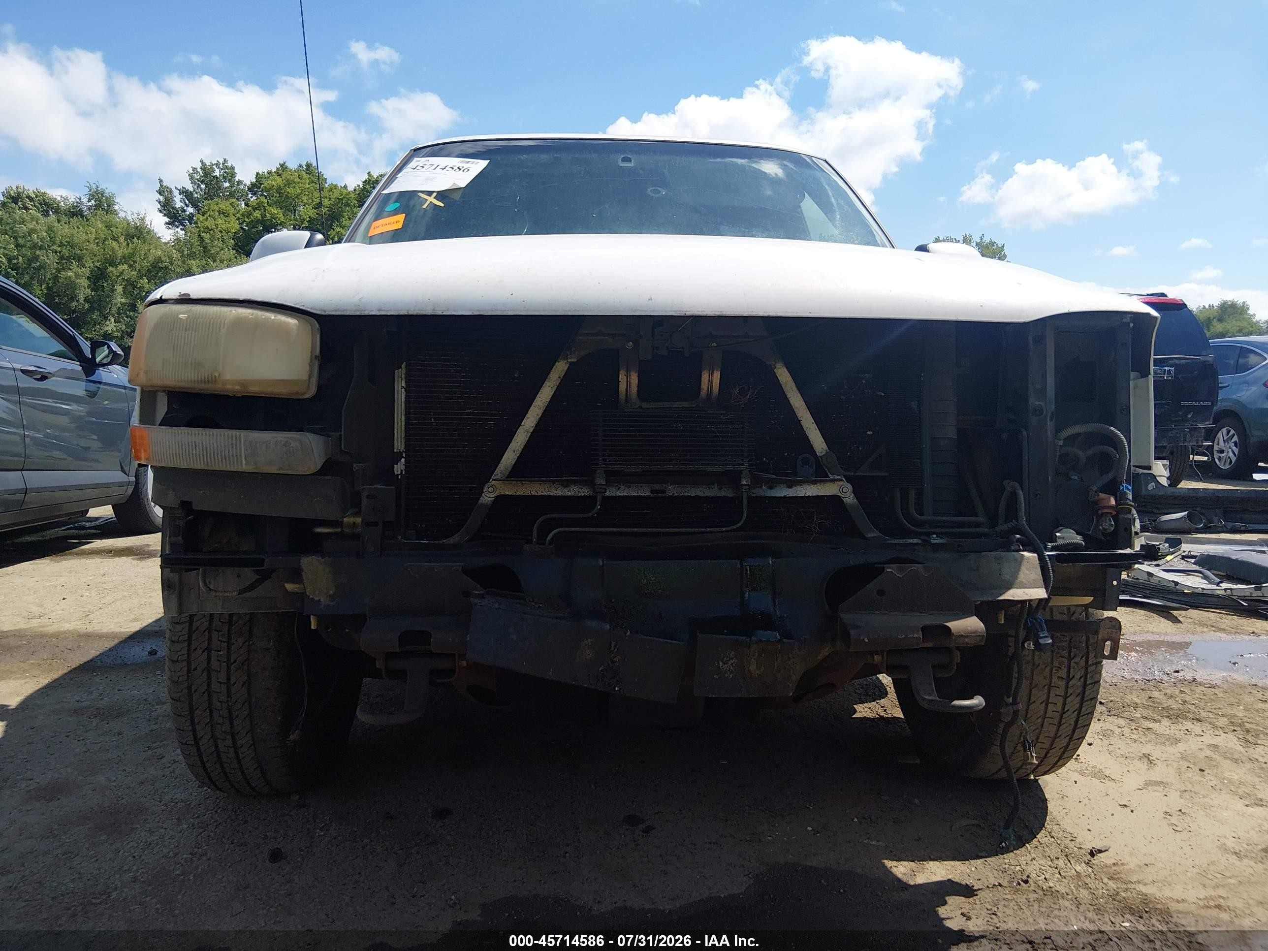 2000 Gmc Yukon Xl 1500 Slt White vin: 3GKFK16T0YG213974