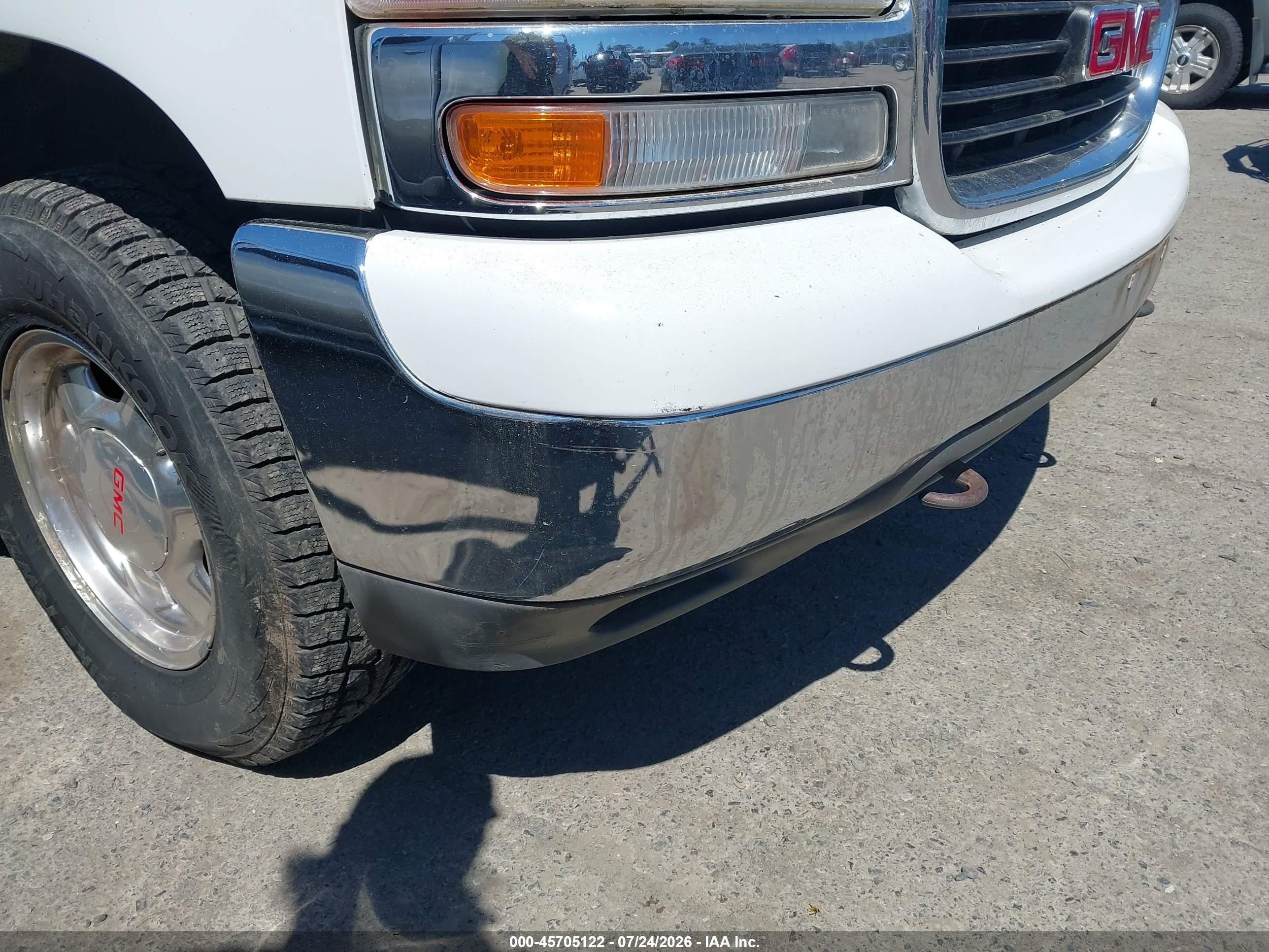 2001 Gmc Yukon Xl 1500 Sle/slt White vin: 3GKFK16T71G108371