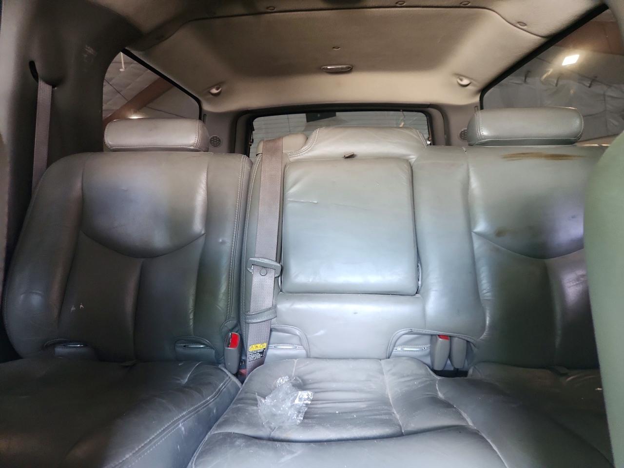 2004 Gmc Yukon Xl K1500 Gray vin: 3GKFK16T74G101750