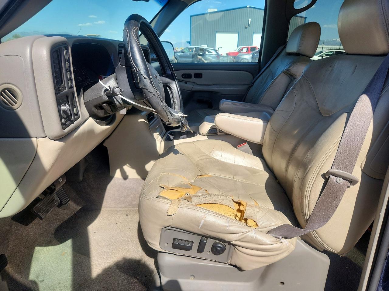 2000 Gmc Yukon Xl K1500 Blue vin: 3GKFK16T7YG211963