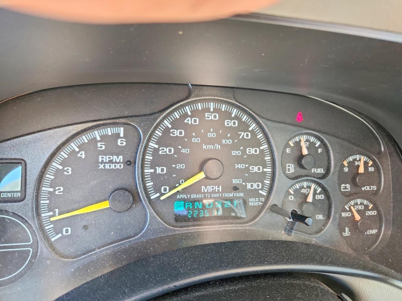 2000 Gmc Yukon Xl K1500 Blue vin: 3GKFK16T7YG211963