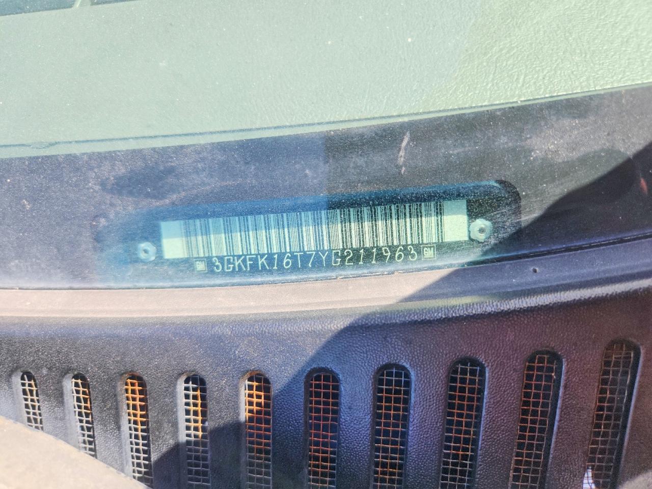 2000 Gmc Yukon Xl K1500 Blue vin: 3GKFK16T7YG211963