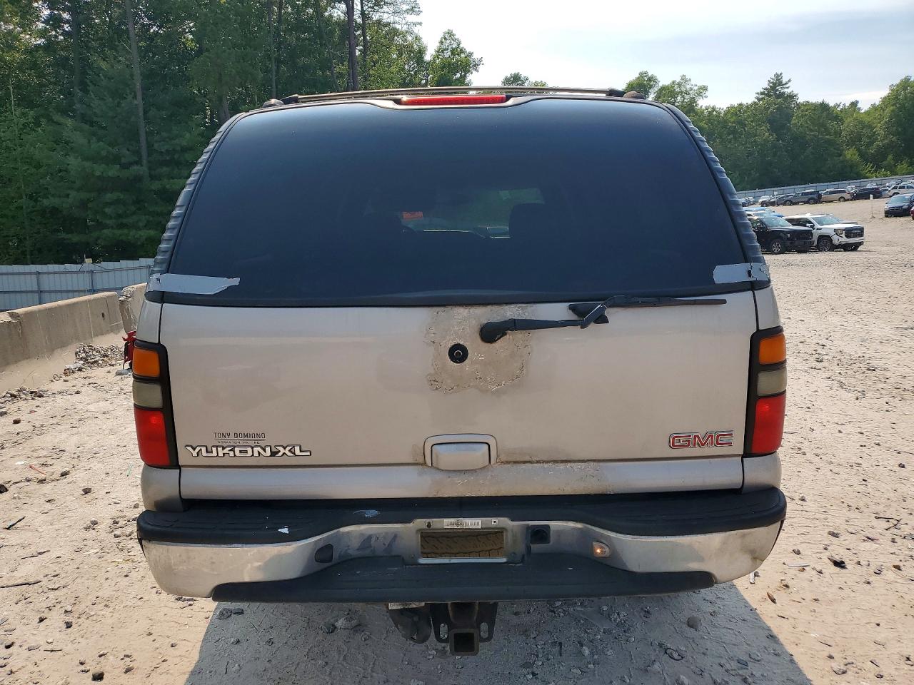 2005 Gmc Yukon Xl K1500 Silver vin: 3GKFK16Z05G203137