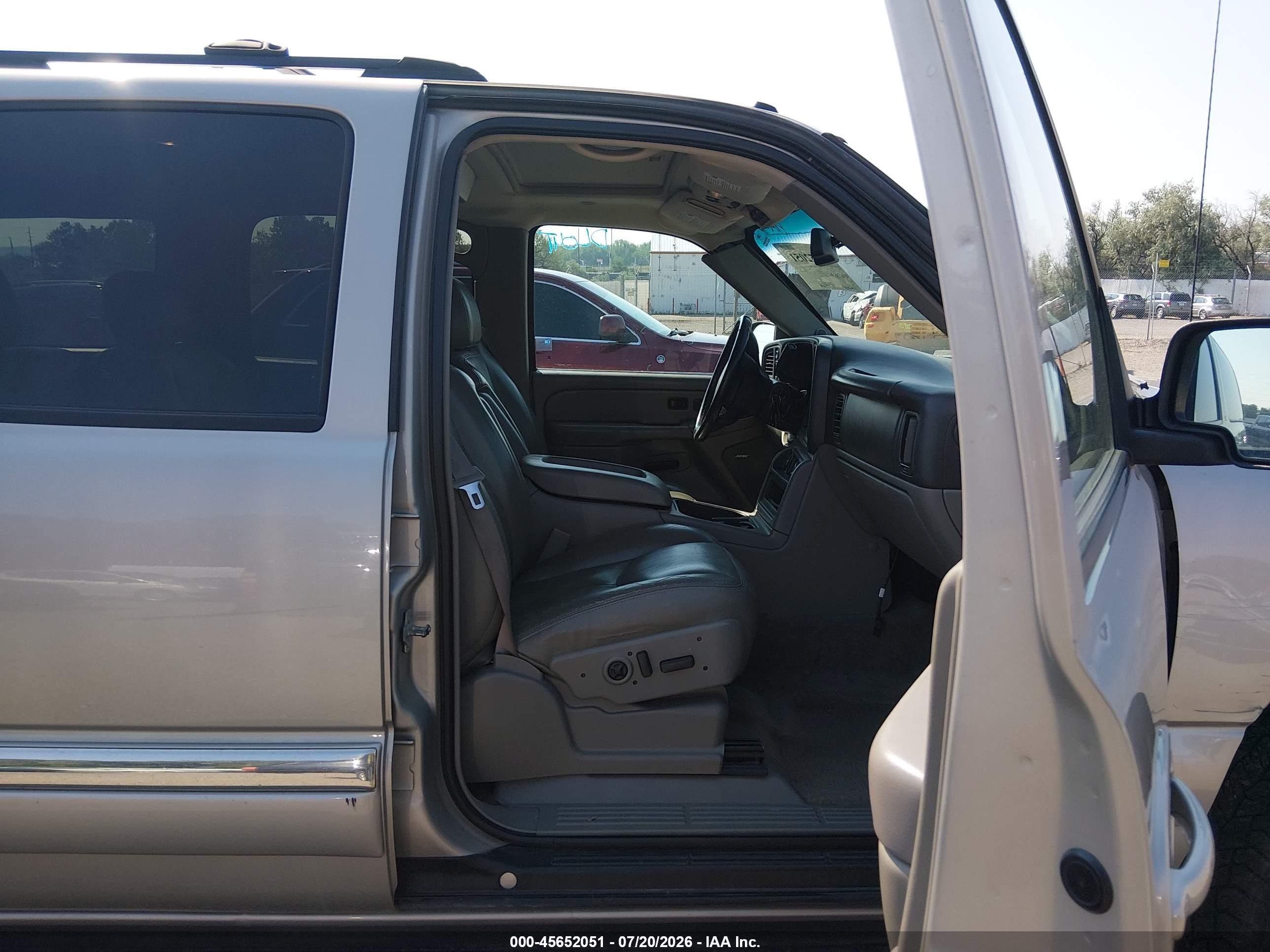 2005 Gmc Yukon Xl 1500 Slt Silver vin: 3GKFK16Z05G242228