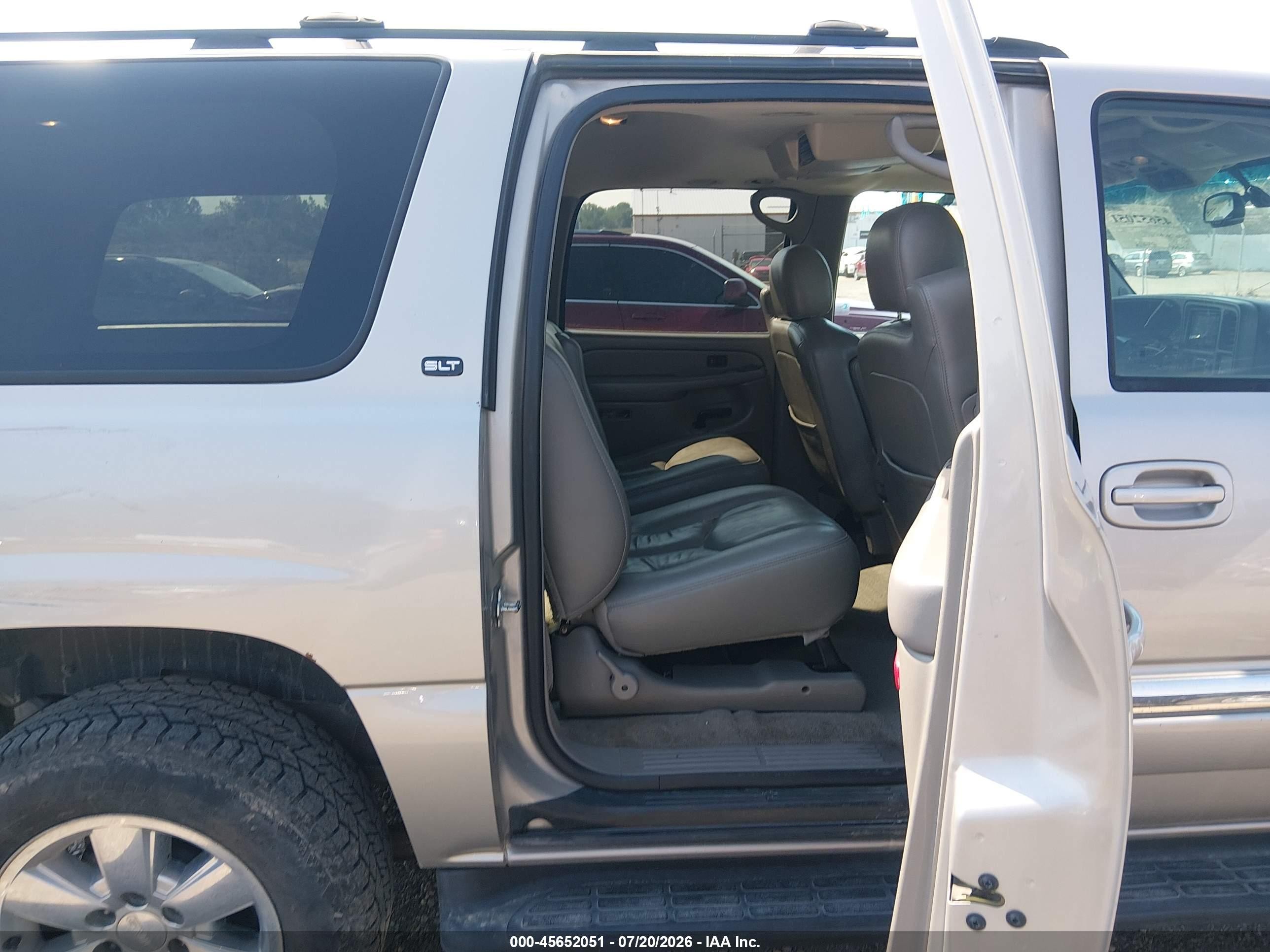2005 Gmc Yukon Xl 1500 Slt Silver vin: 3GKFK16Z05G242228