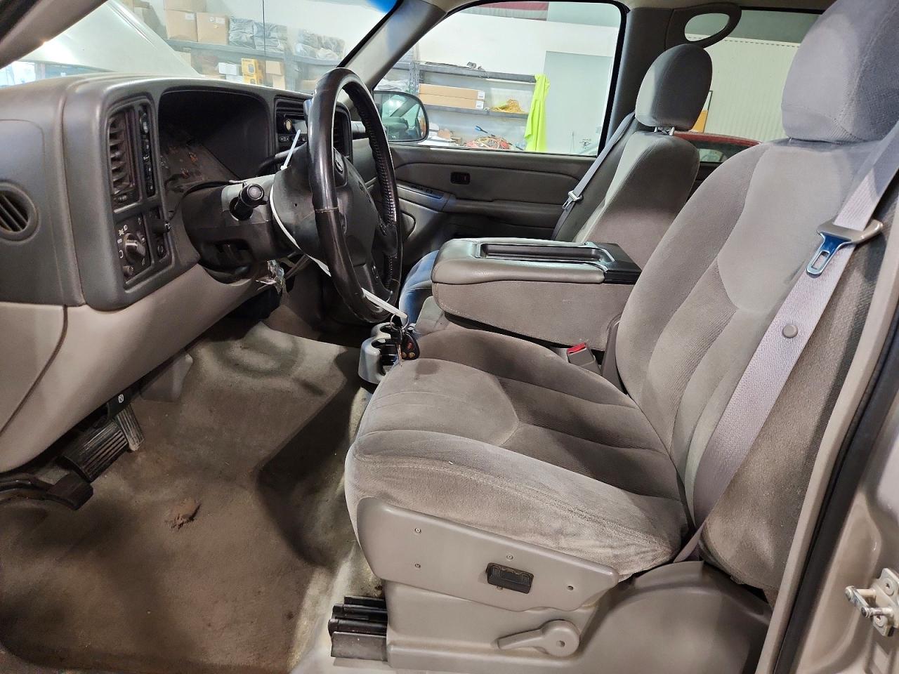 2004 Gmc Yukon Xl K1500 Gray vin: 3GKFK16Z54G202211
