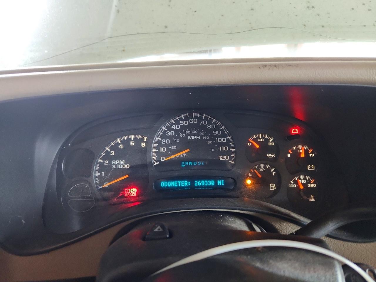 2005 Gmc Yukon White vin: 3GKFK16Z85G211065