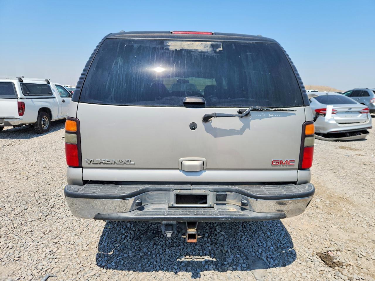 2006 Gmc Yukon Xl C2500 Beige vin: 3GKGC26U26G239411
