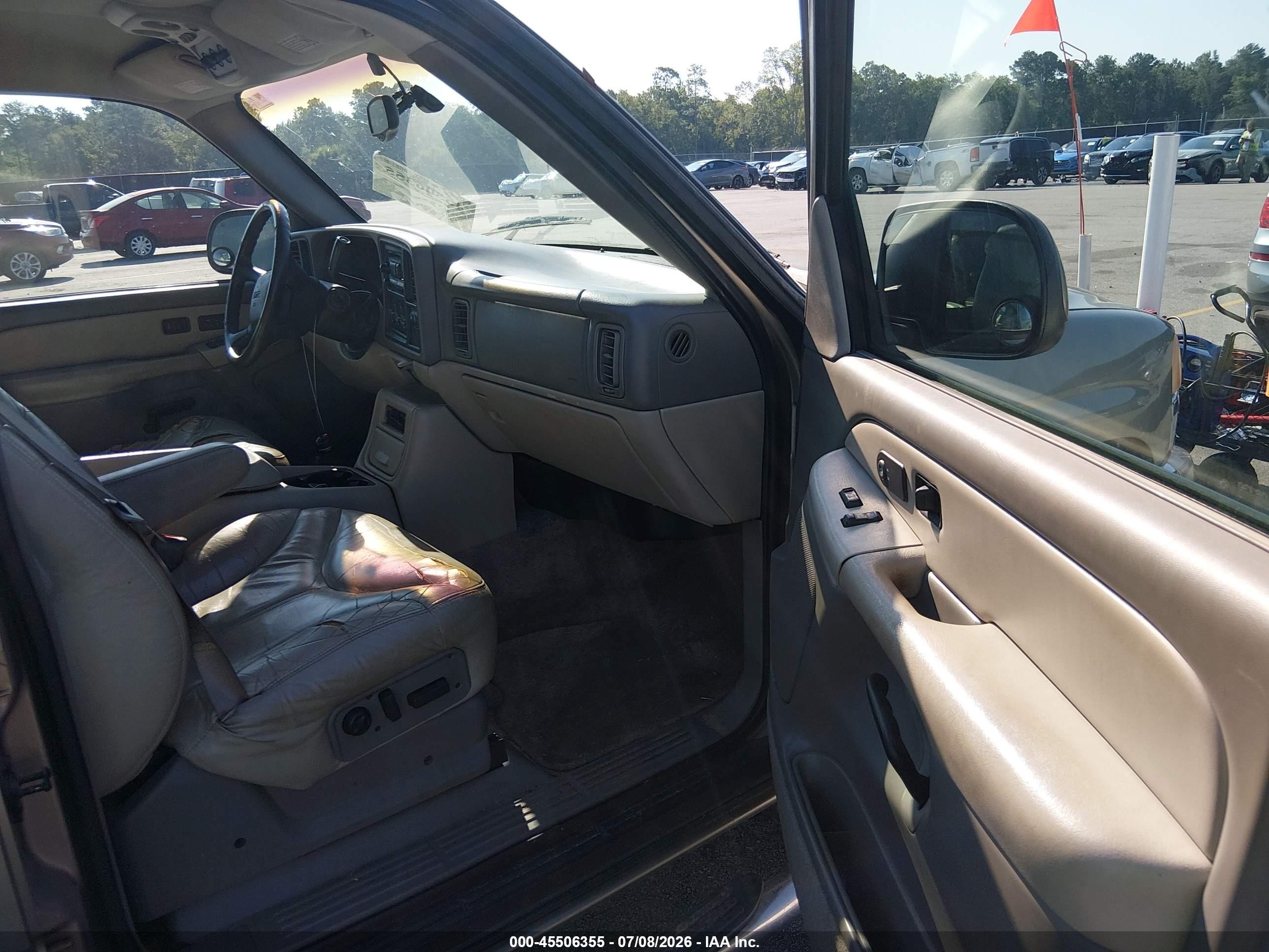 2000 Gmc Yukon Xl 2500 Slt Бежевый vin: 3GKGC26U4YG151737