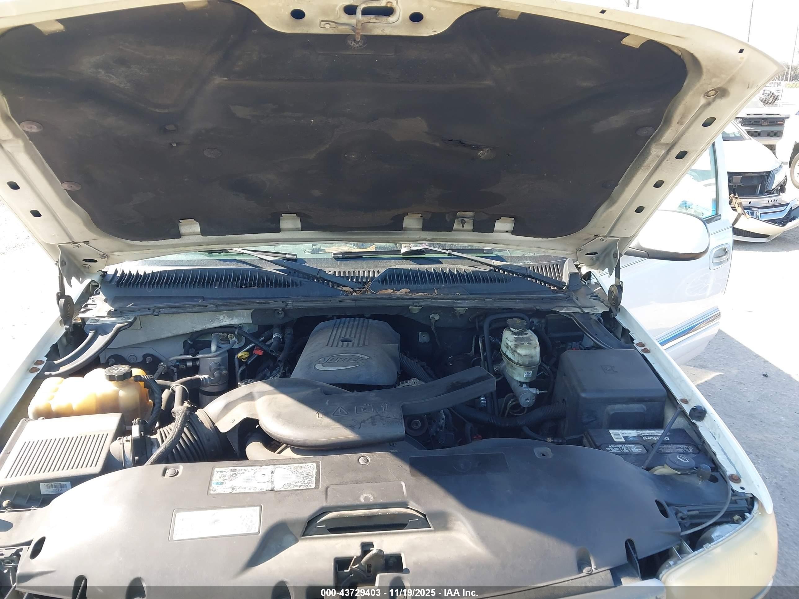 2005 Gmc Yukon Xl 2500 Slt White vin: 3GKGC26U75G105007