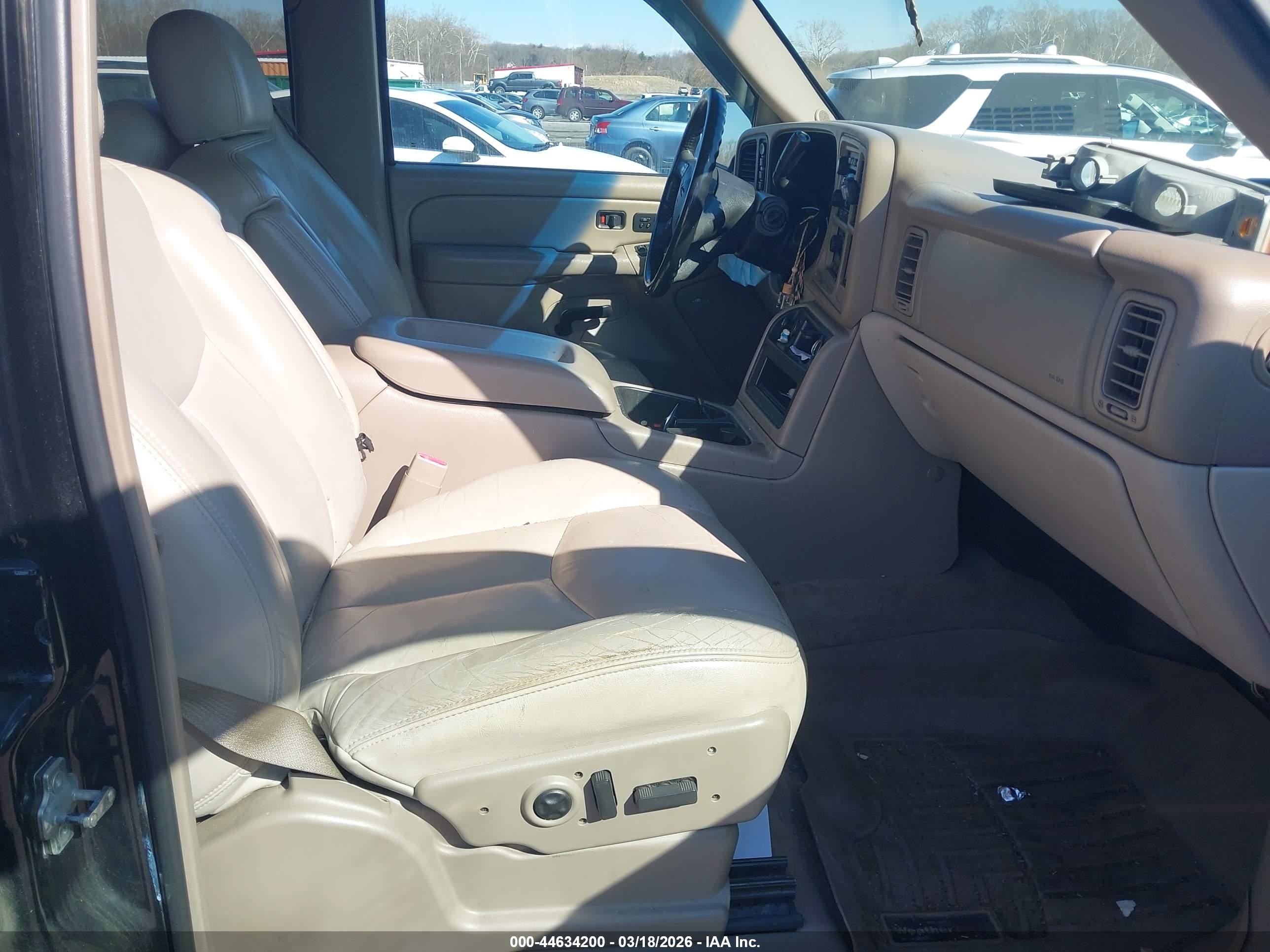 2005 Gmc Yukon Xl 2500 Slt Black vin: 3GKGK26G05G221629
